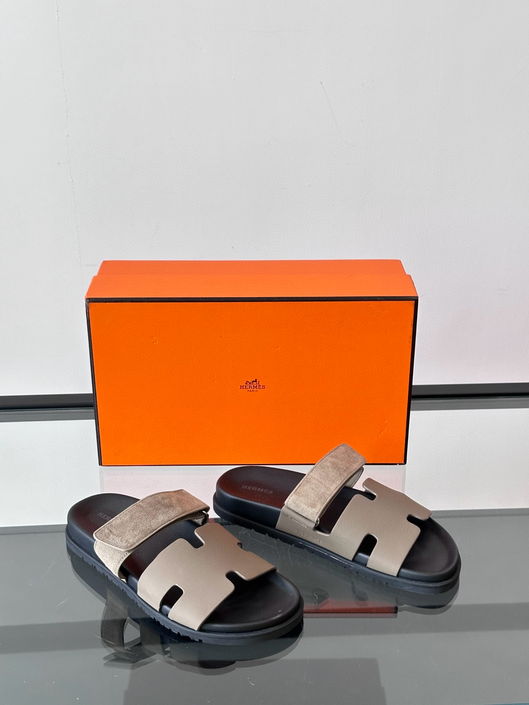에르메스 Hermes Chypre Sandal 슬리퍼