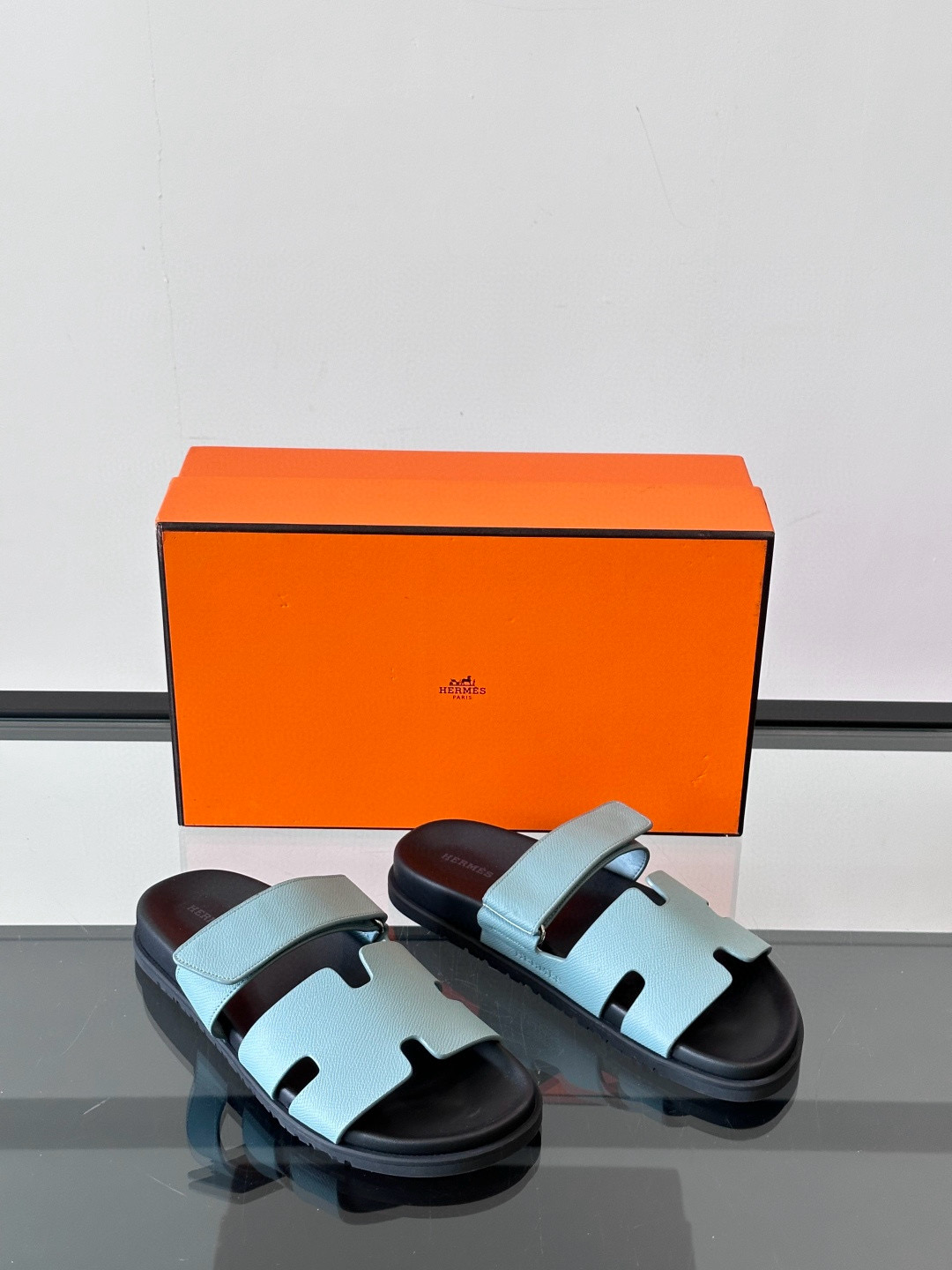 에르메스 Hermes Chypre Sandal 슬리퍼