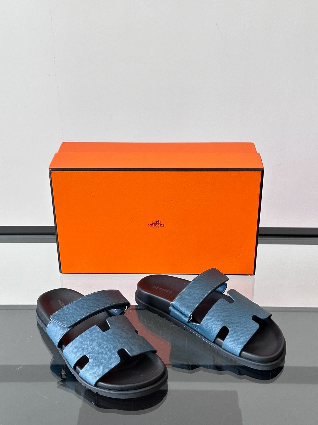 에르메스 Hermes Chypre Sandal 슬리퍼