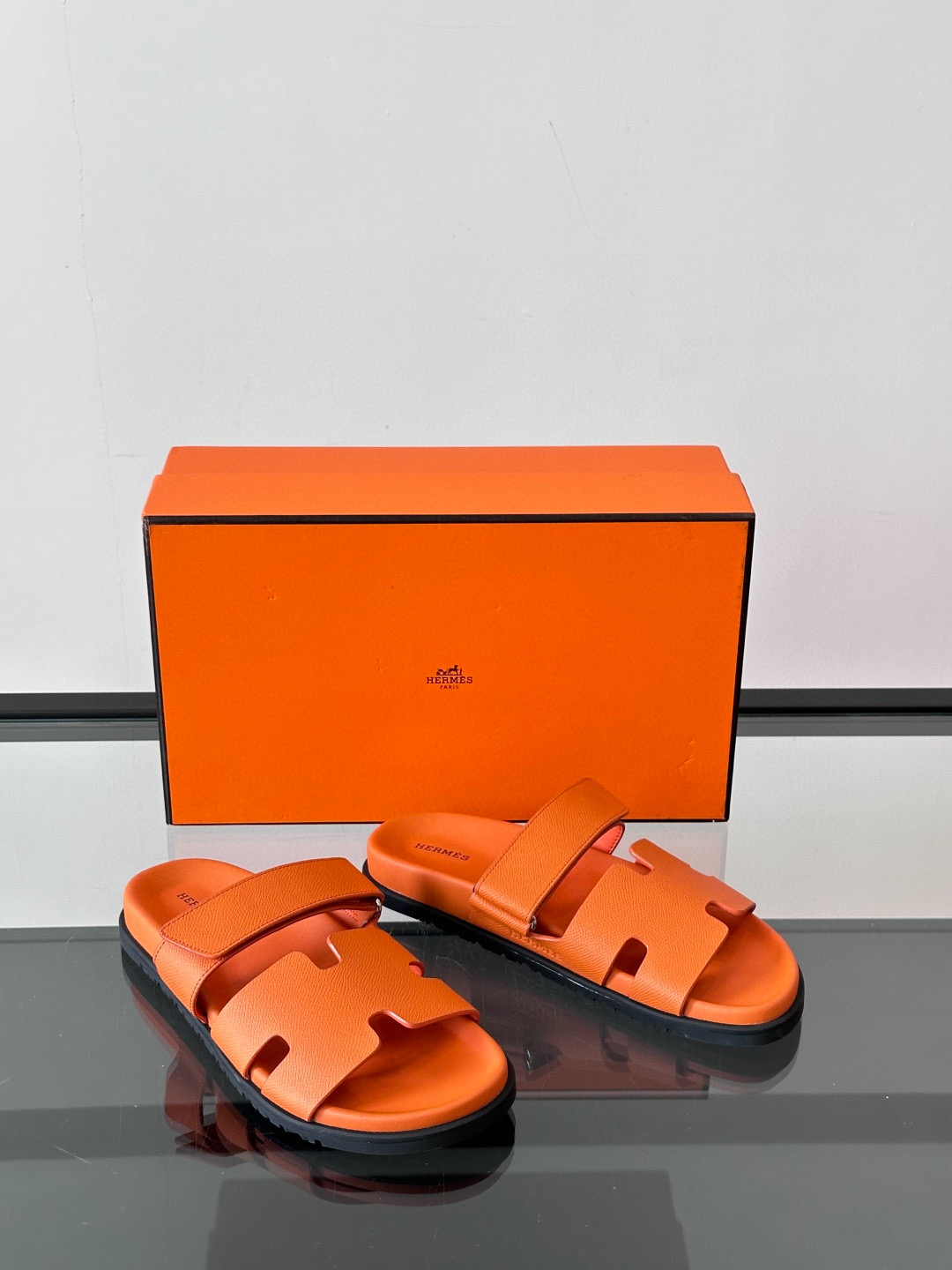 에르메스 Hermes Chypre Sandal 슬리퍼