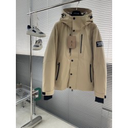 버버리 Burberry 다운재킷。