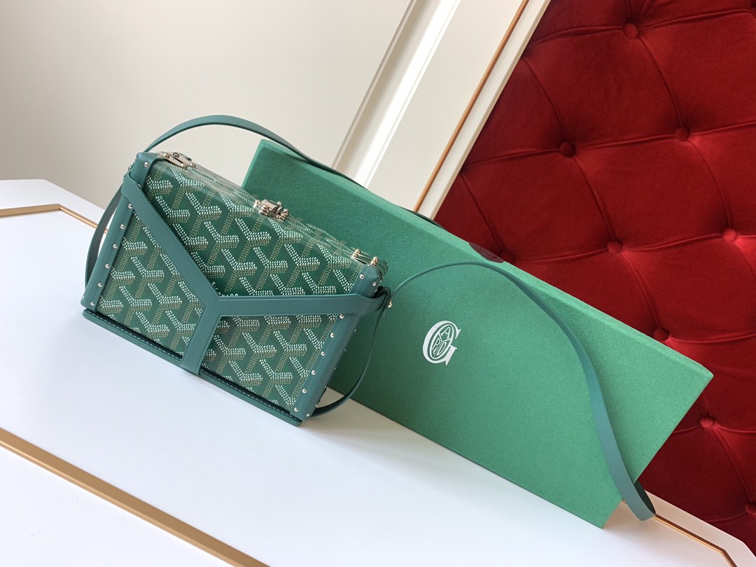 고야드 Goyard  8210 Minaudiere Trunk Shoulder Bag 16.5cm