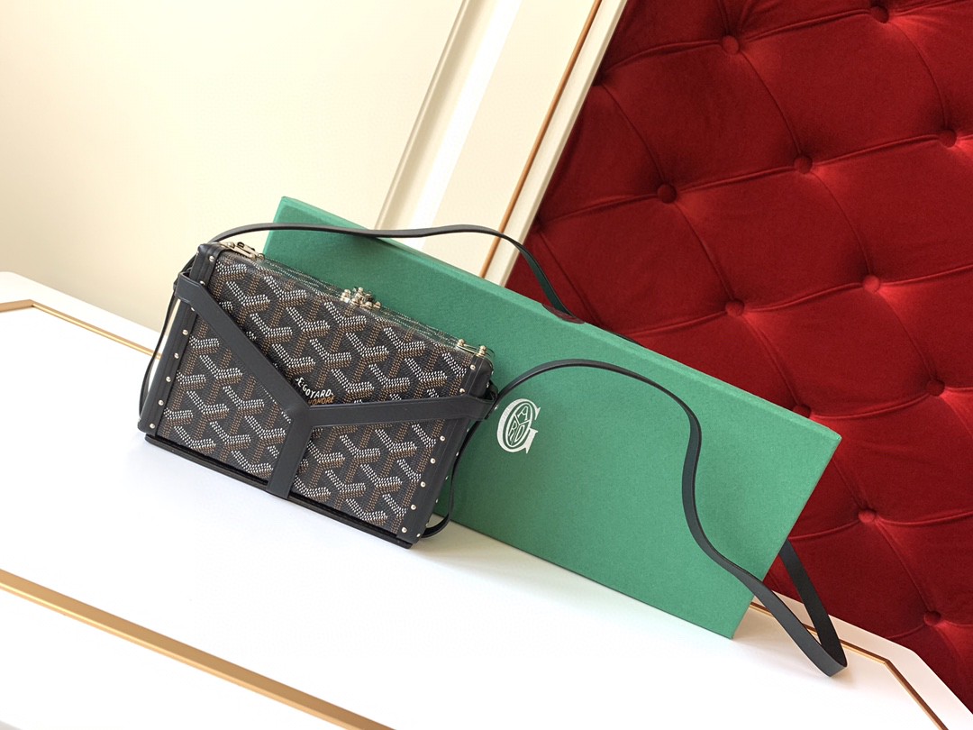 고야드 Goyard  8210 Minaudiere Trunk Shoulder Bag 16.5cm