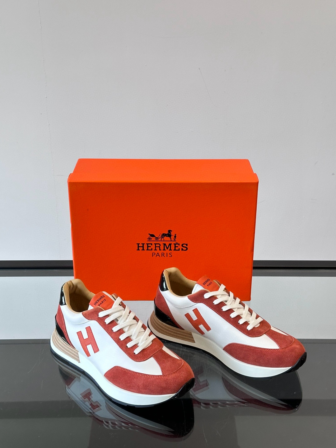 에르메스 Hermes Hugo 스니커즈