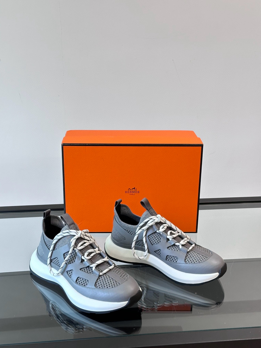 에르메스 Hermes Katana 스니커즈