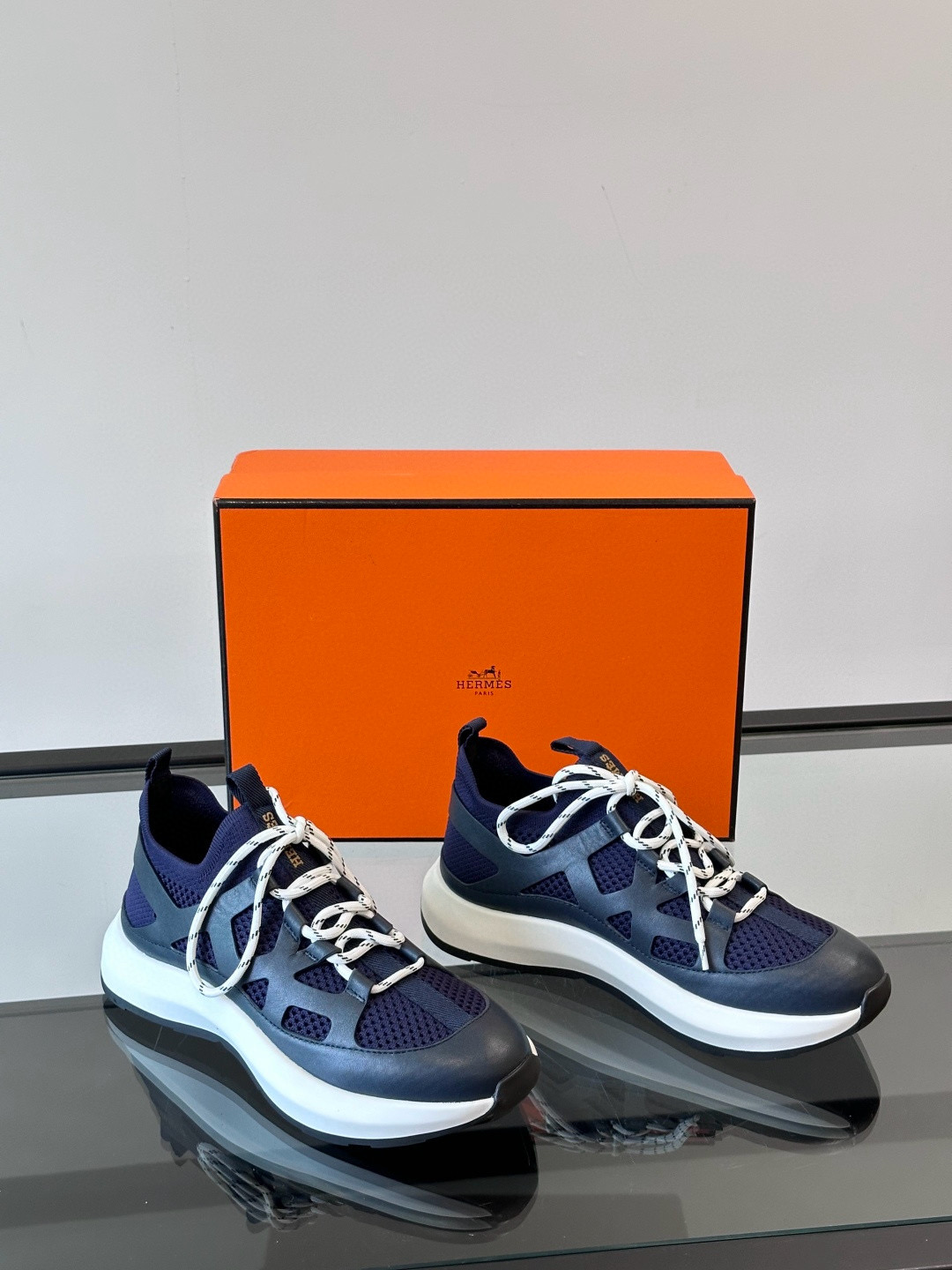 에르메스 Hermes Katana 스니커즈