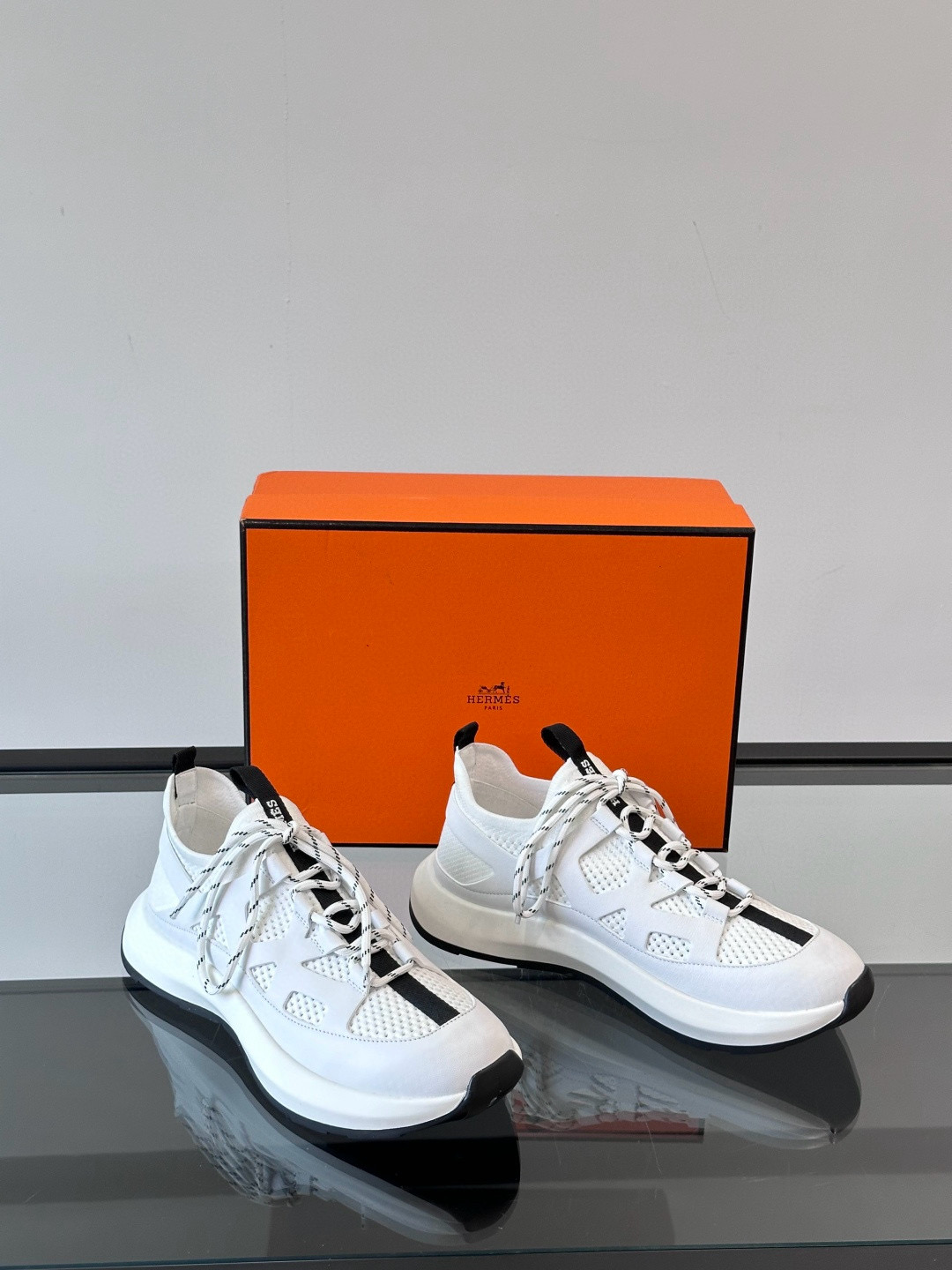 에르메스 Hermes Katana 스니커즈