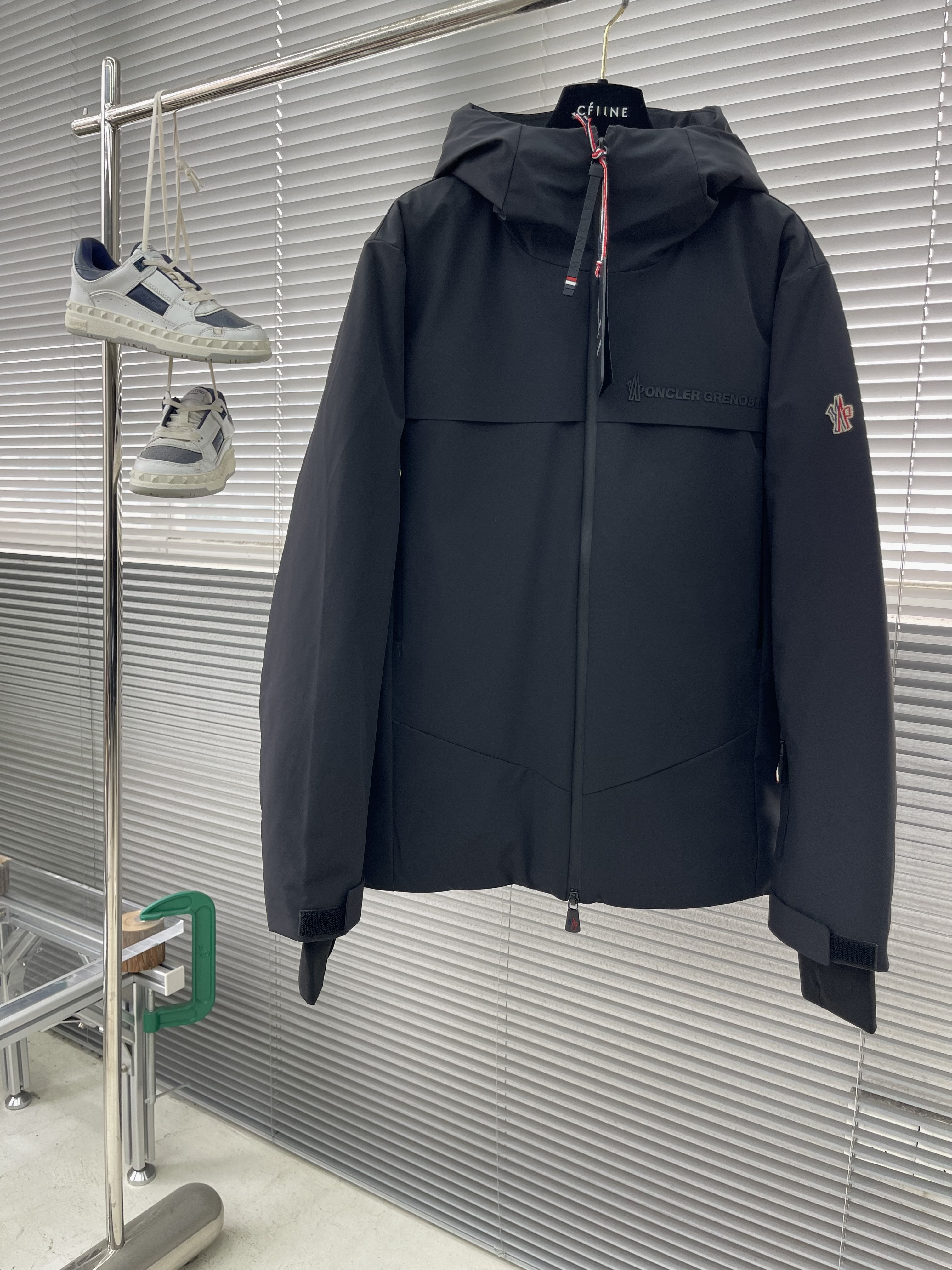 몽클레어 Moncler 다운재킷.