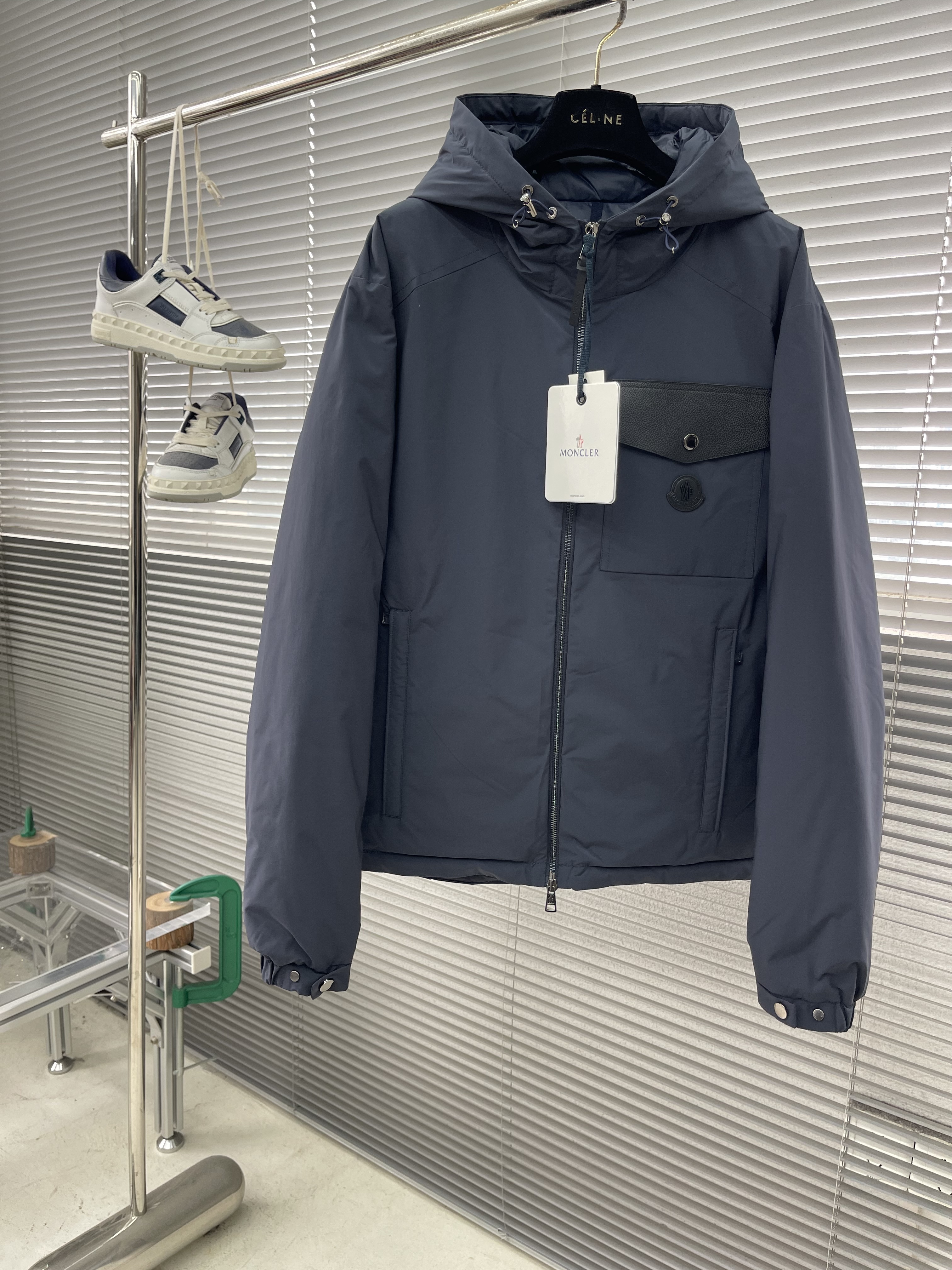 몽클레어 Moncler 다운재킷.