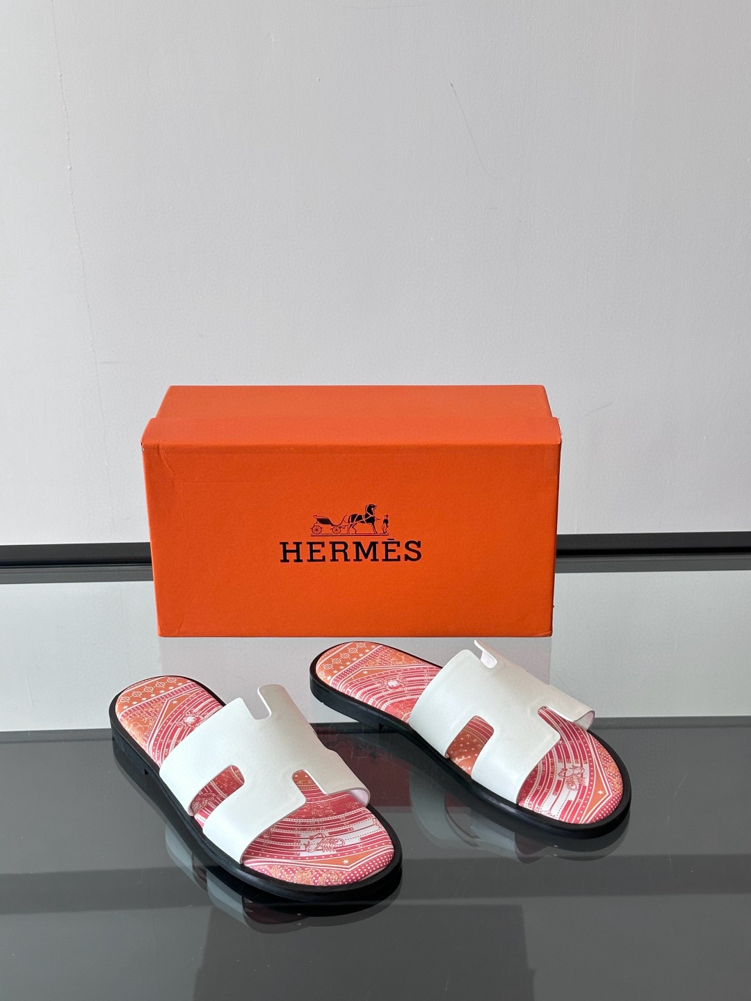 에르메스 Hermes Lzmir 슬리퍼