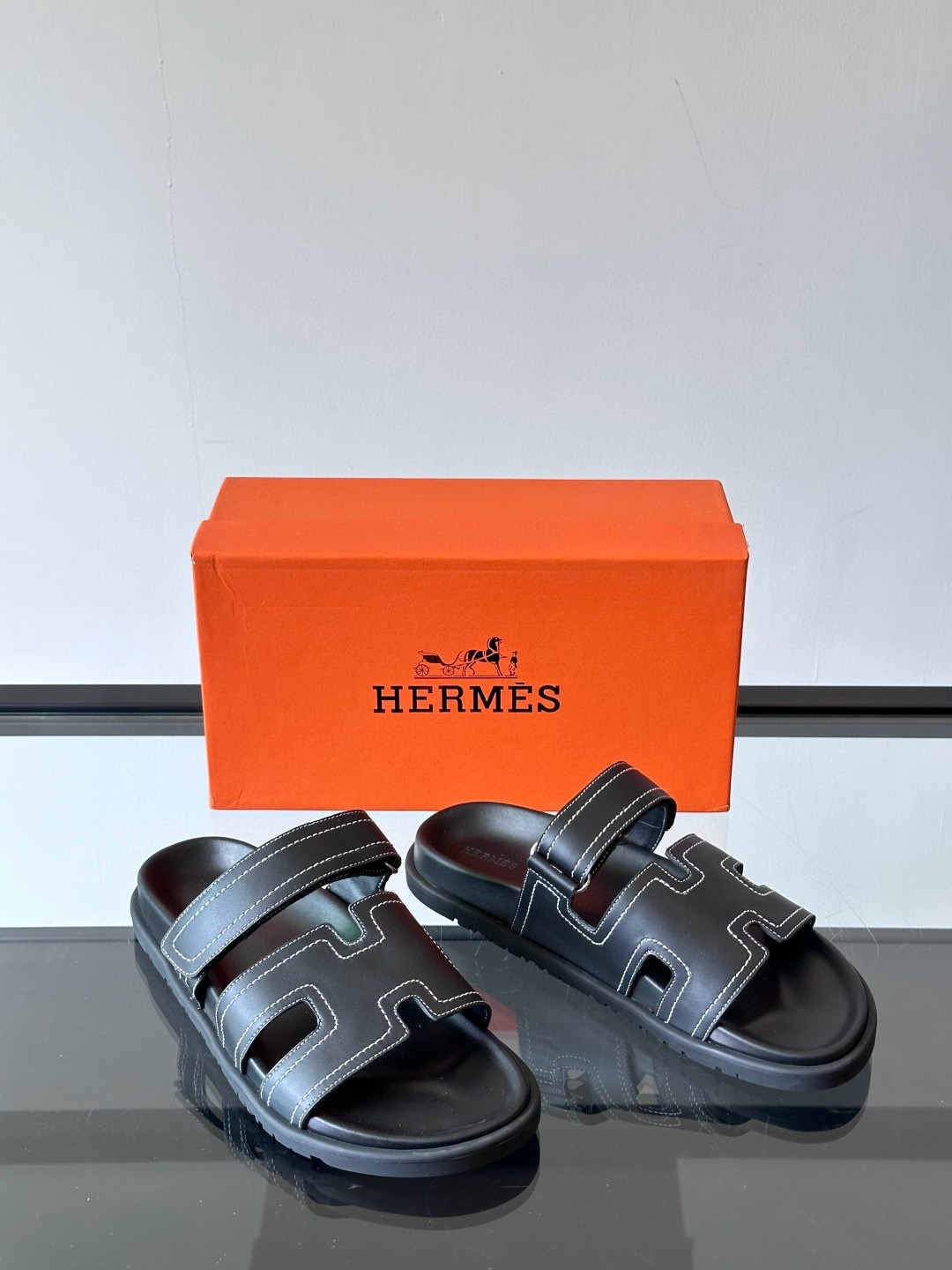 에르메스 Hermes Oran 슬리퍼