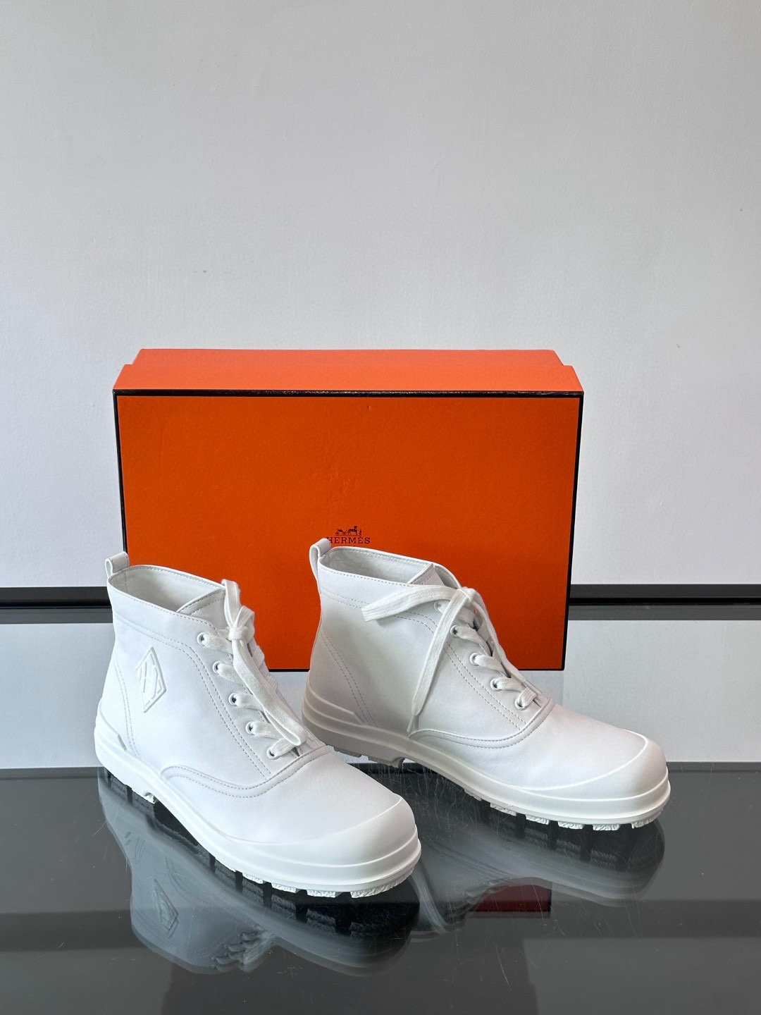 에르메스 Hermes White H Boots 앵클 부츠 White