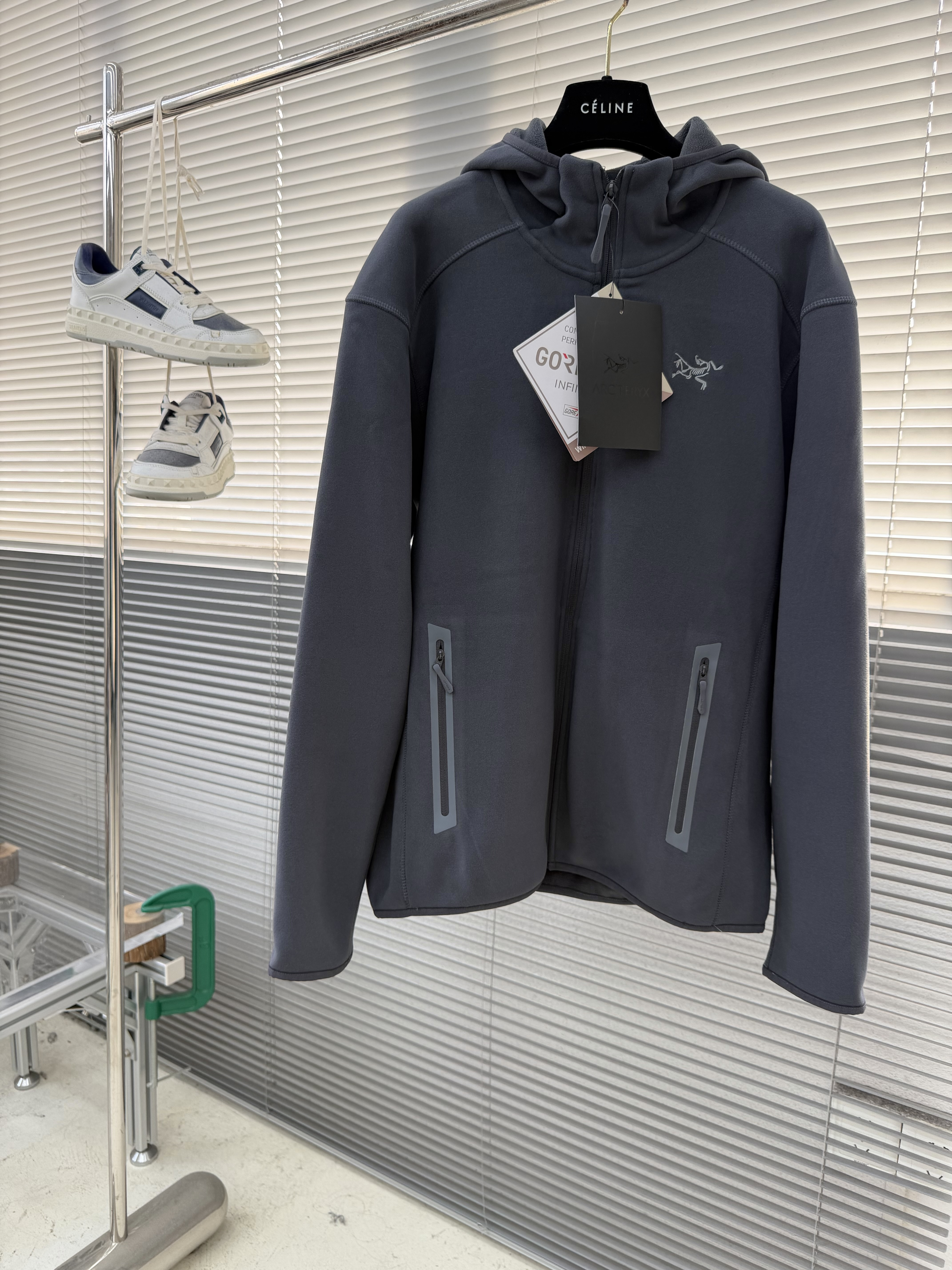 아크테릭스 ARC'TERYX 재킷