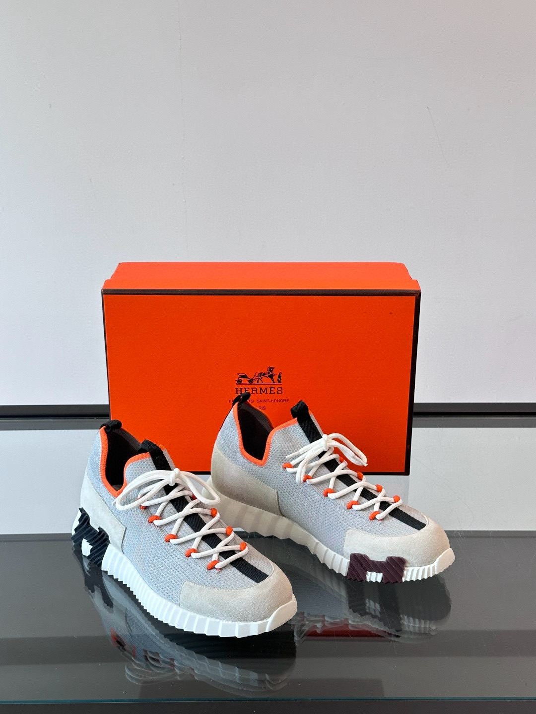 에르메스 Hermes 스니커즈