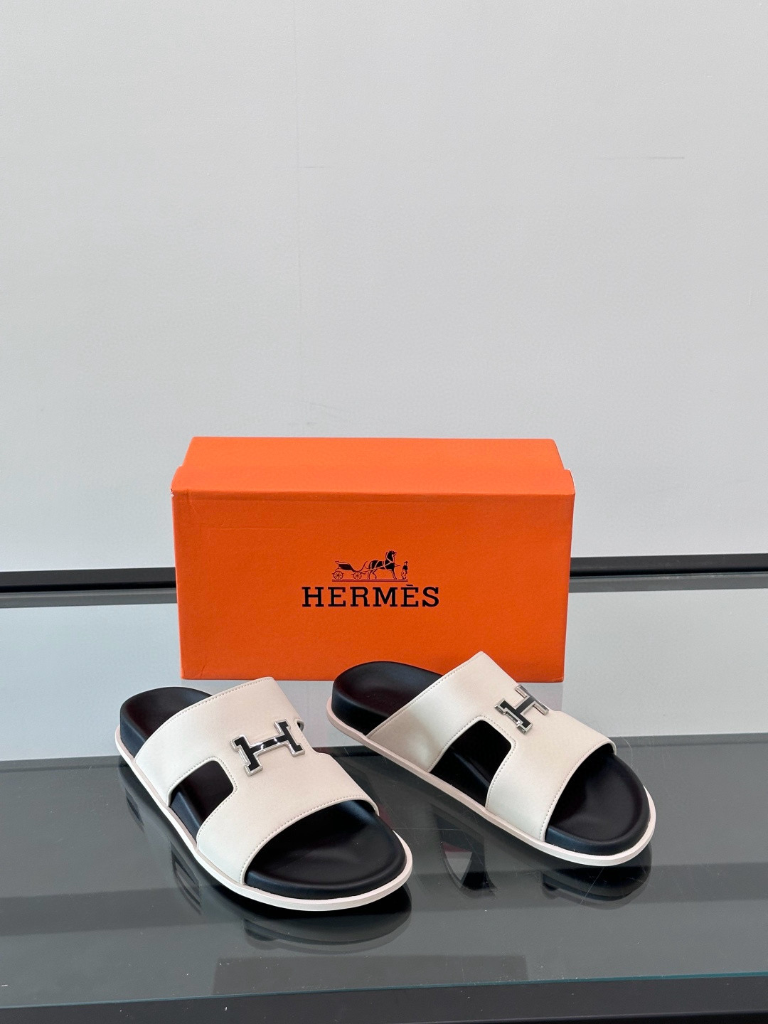 에르메스 Hermes 슬리퍼