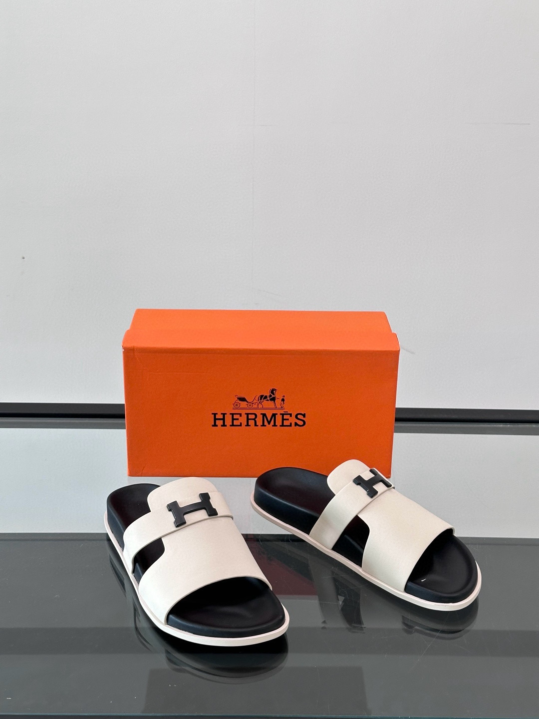 에르메스 Hermes 슬리퍼
