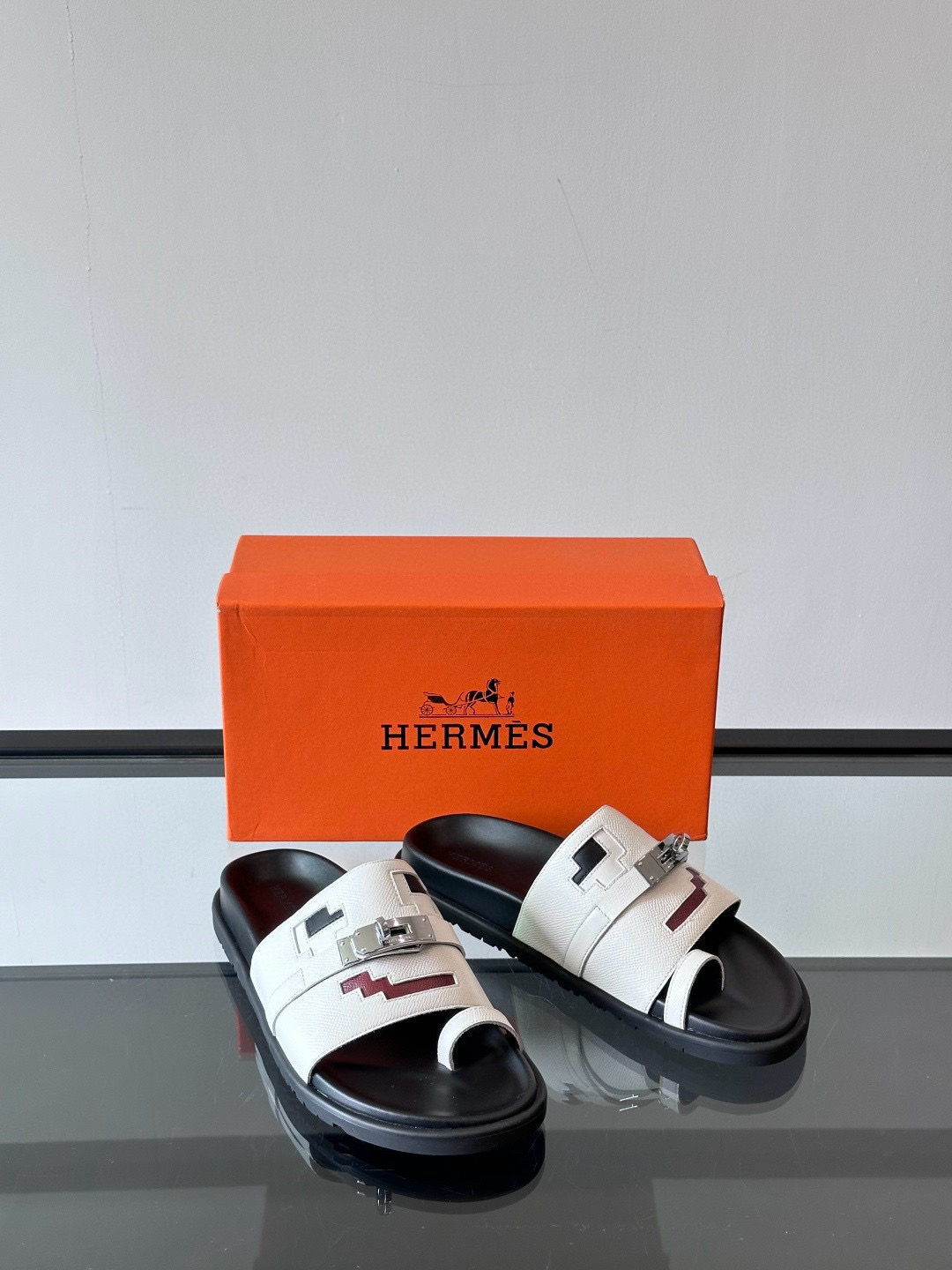 에르메스 Hermes 슬리퍼