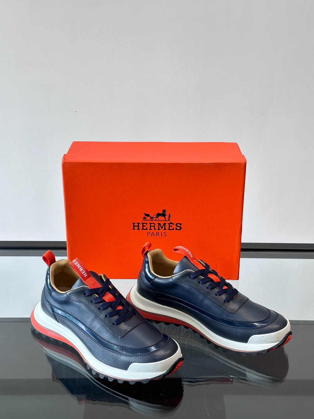 에르메스 Hermes 스니커즈