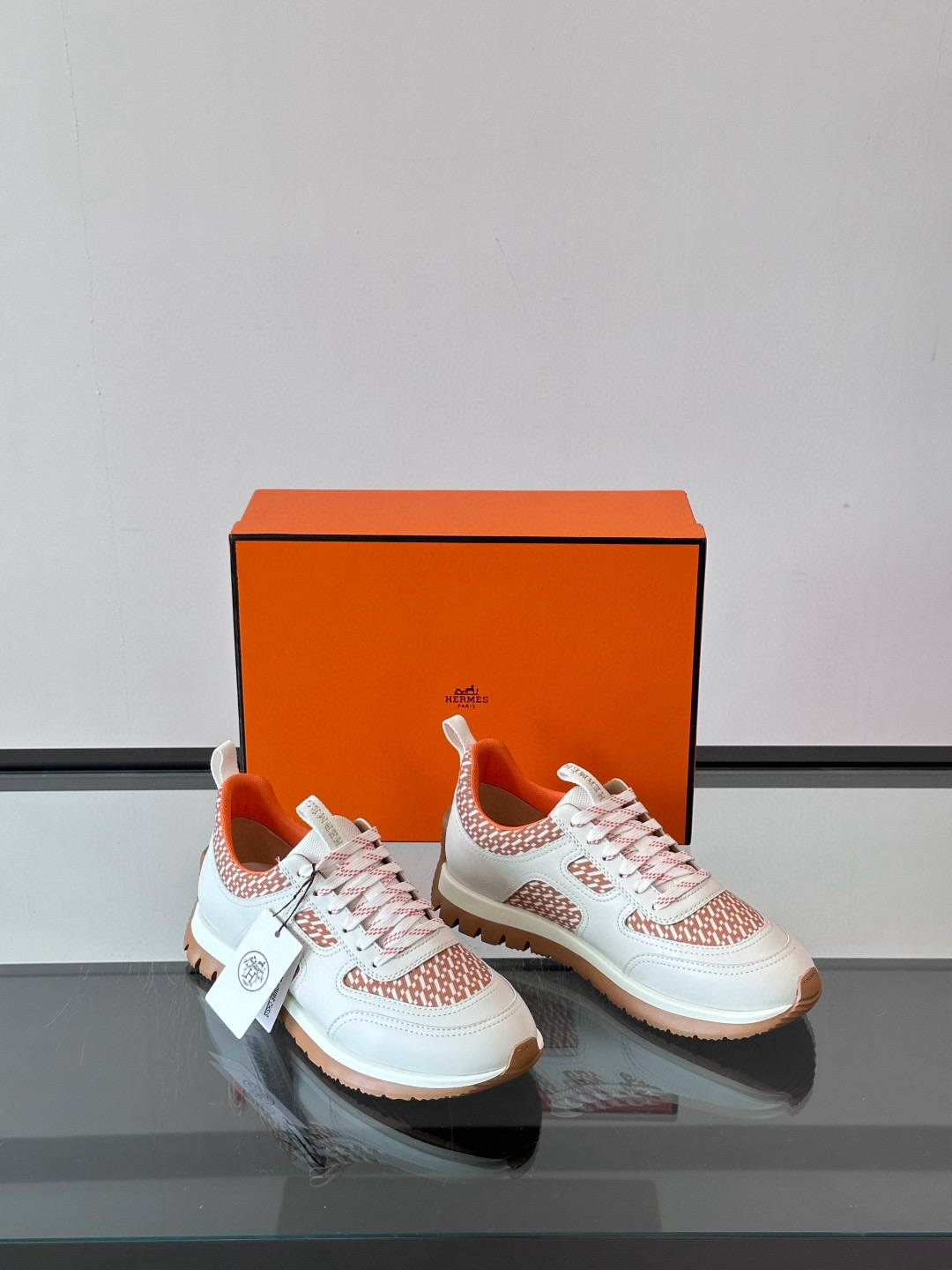 에르메스 Hermes 스니커즈