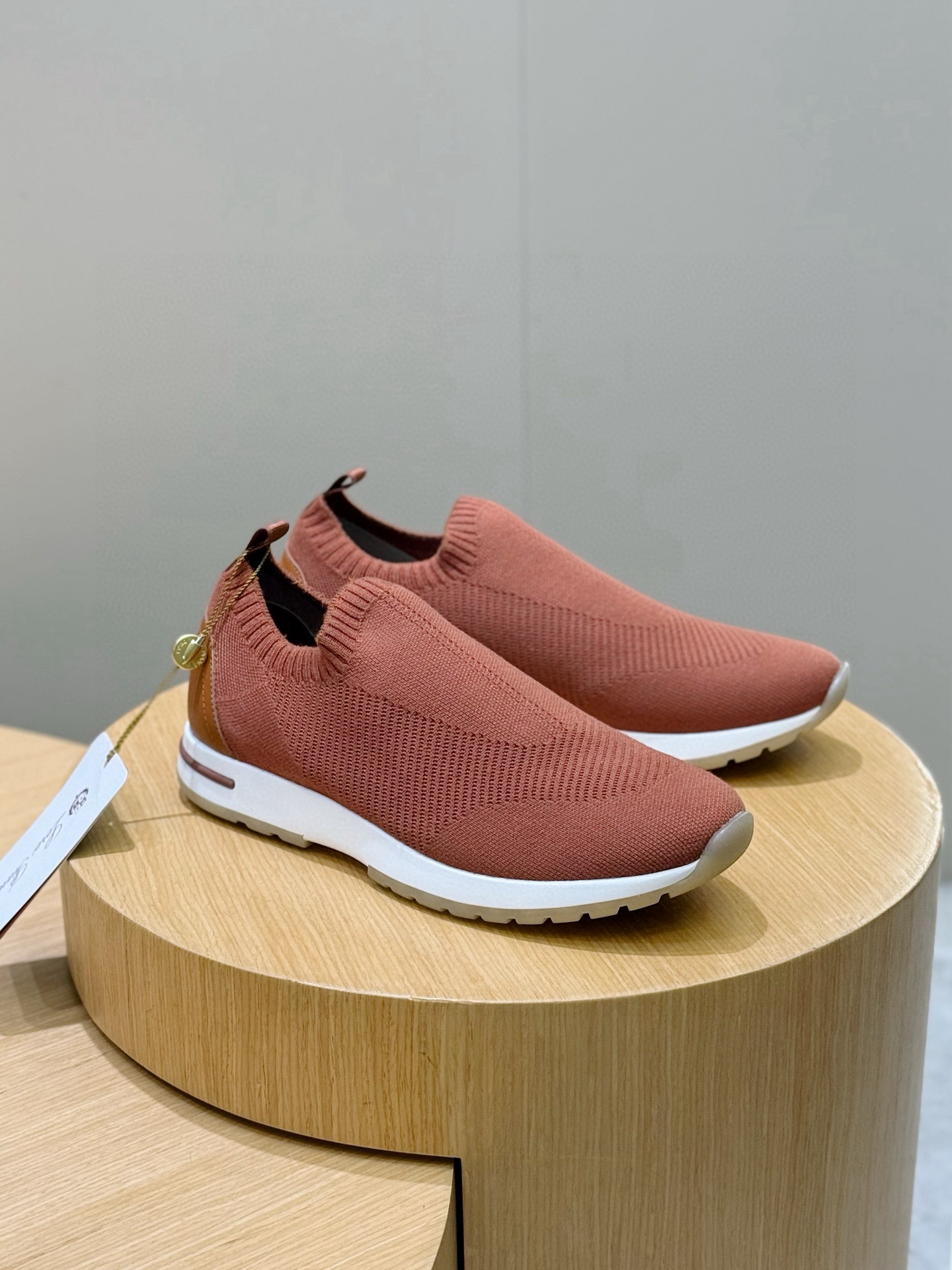 로로피아나 Loro Piana 390 Flexy Walk 스니커즈
