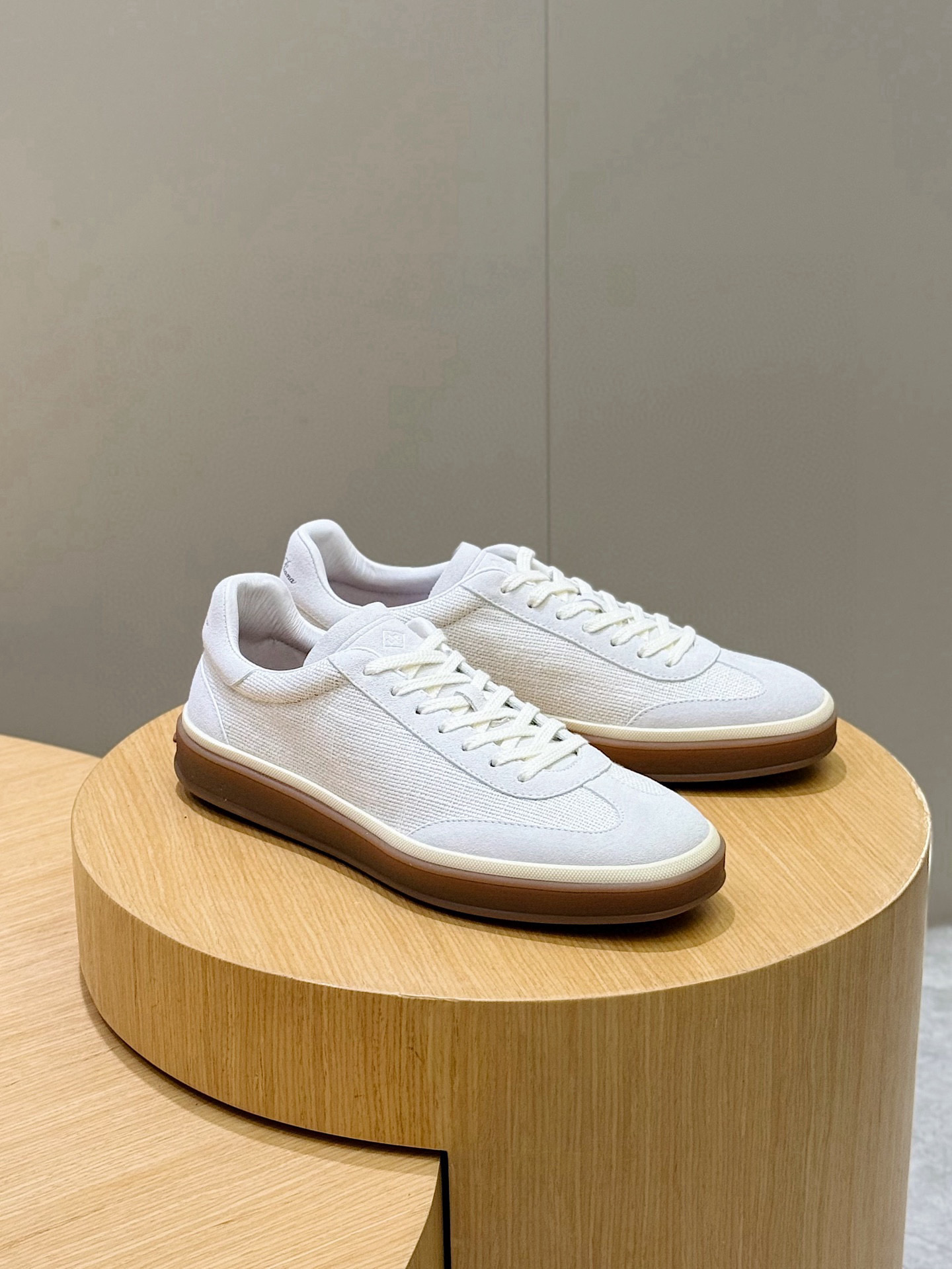 로로피아나 Loro Piana Tennis Walk 스니커즈