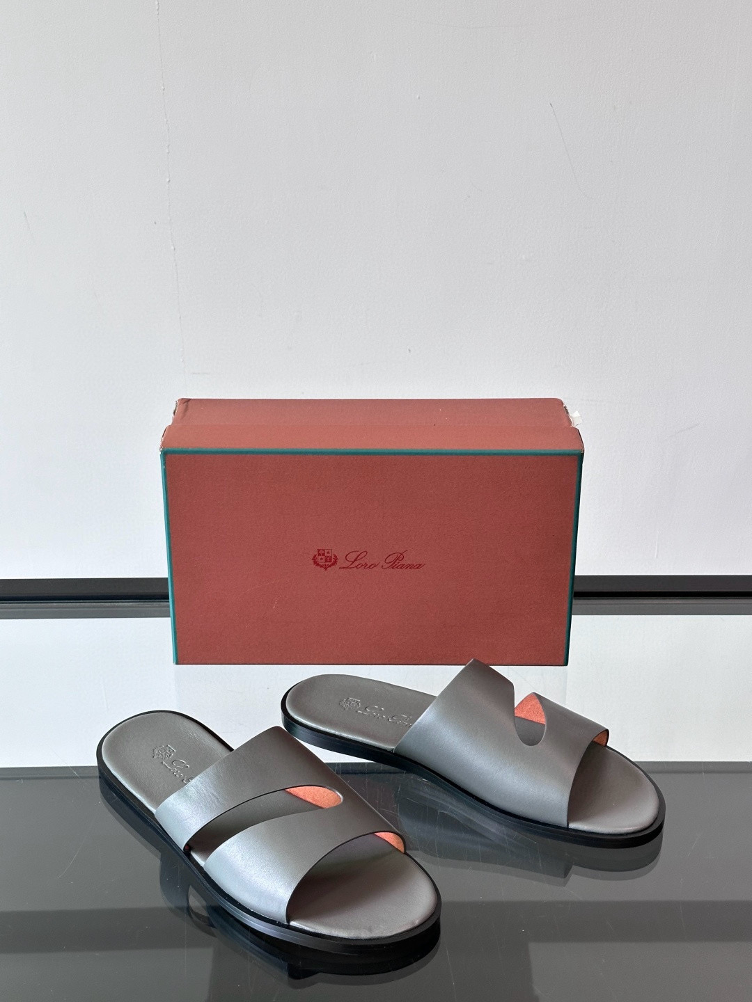 로로피아나 Loro Piana 슬리퍼