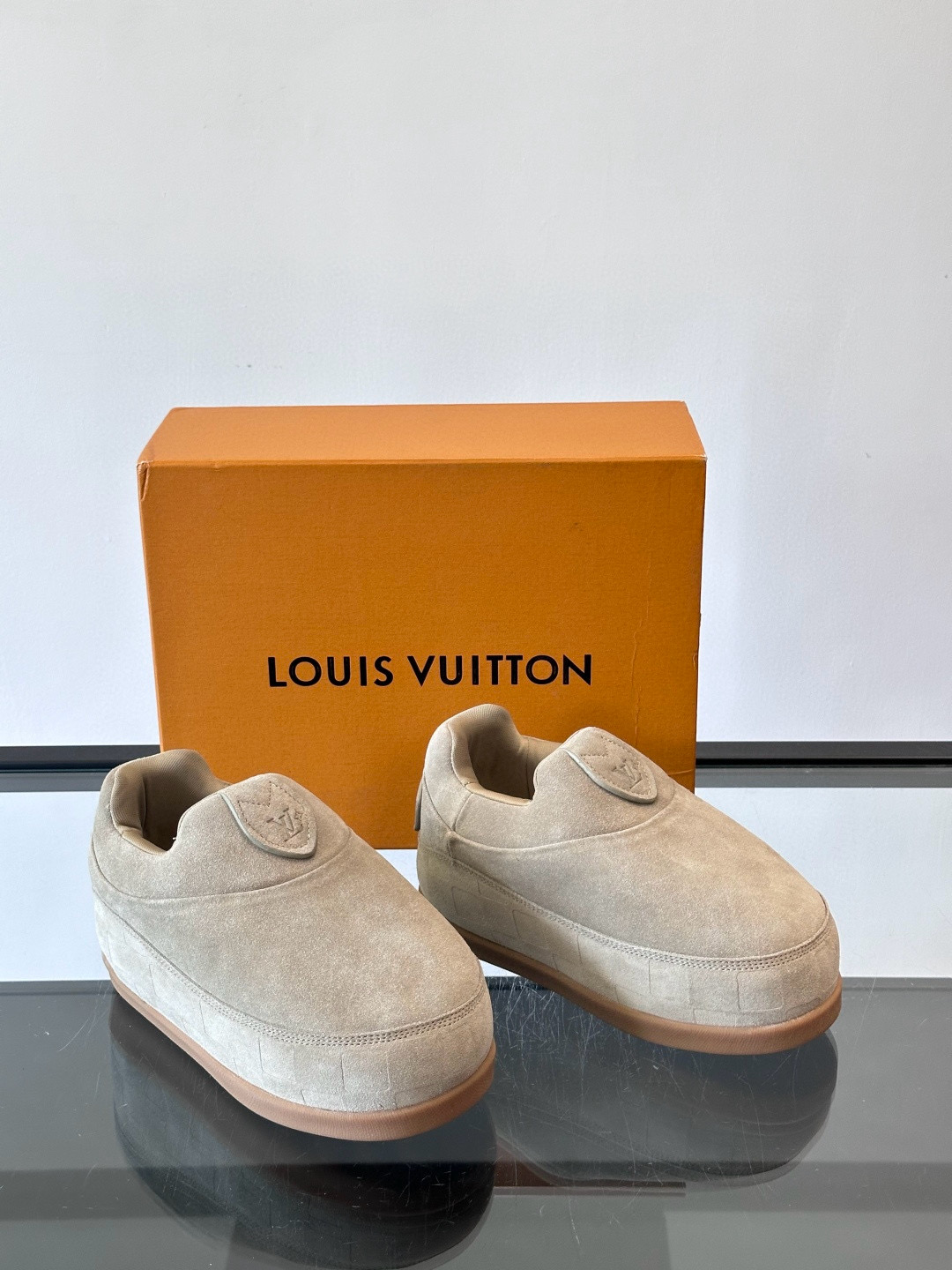 루이비통 Louis Vuitton & Nigo Buttersoft 스니커즈