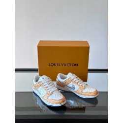 루이비통 Louis Vuitton & Nike 스니커즈
