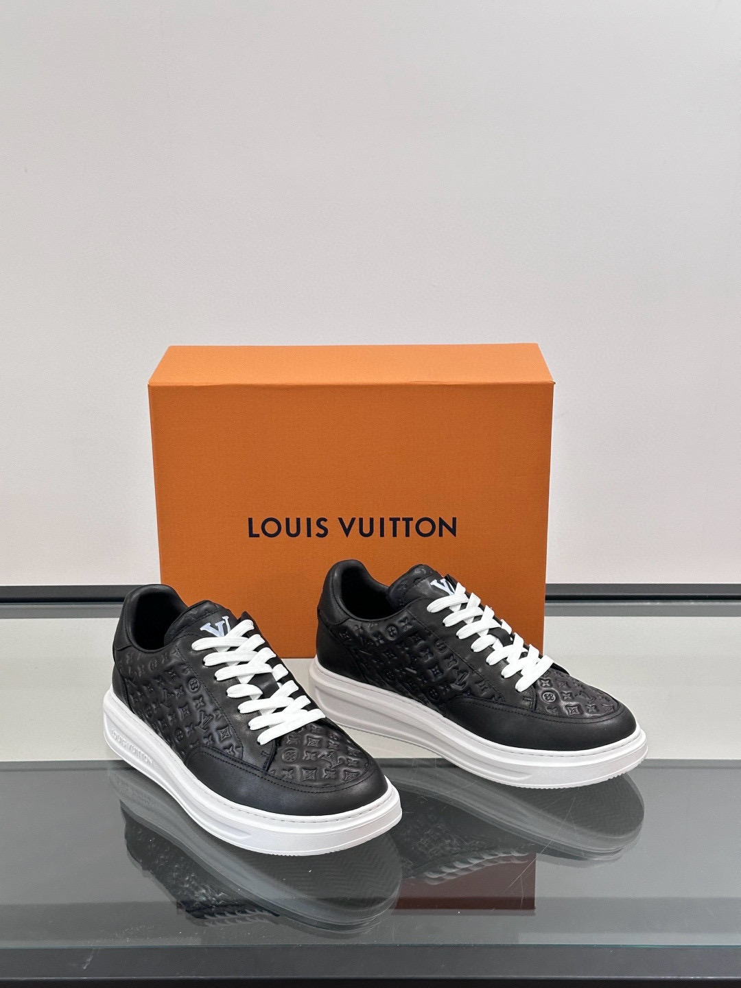 루이비통 Louis Vuitton  Beverly Hills 스니커즈