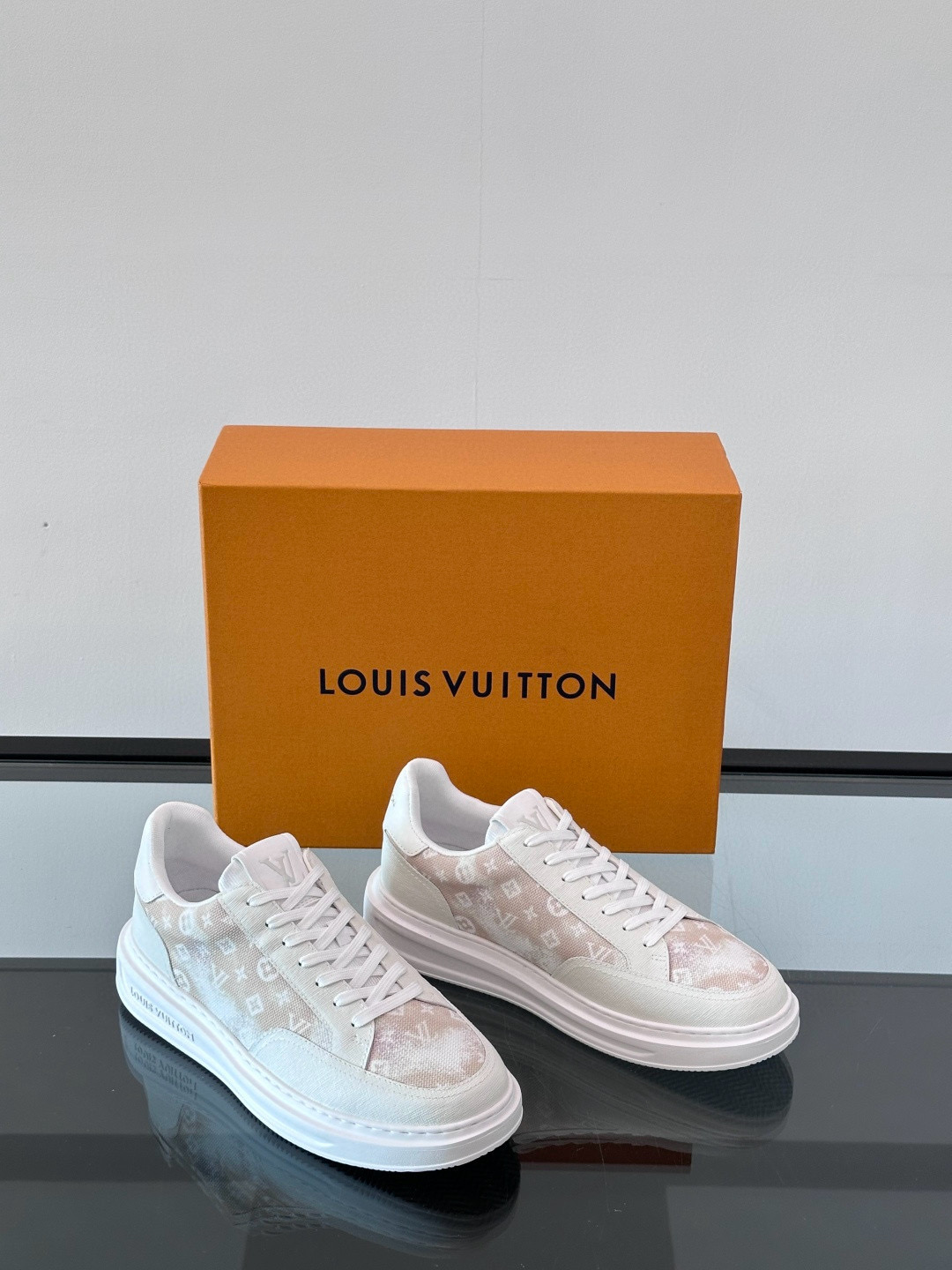 루이비통 Louis Vuitton  Beverly Hills 스니커즈
