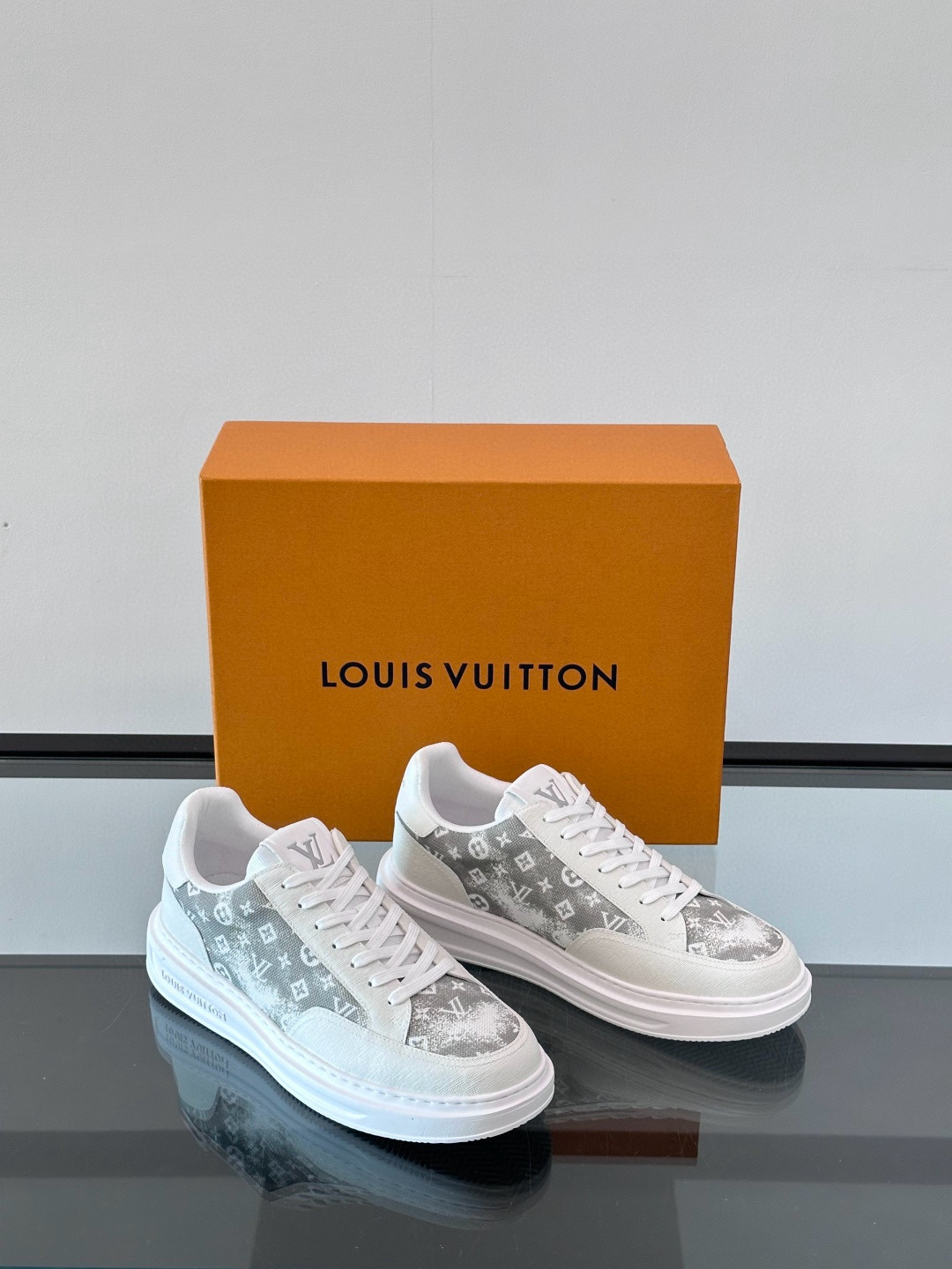 루이비통 Louis Vuitton  Beverly Hills 스니커즈