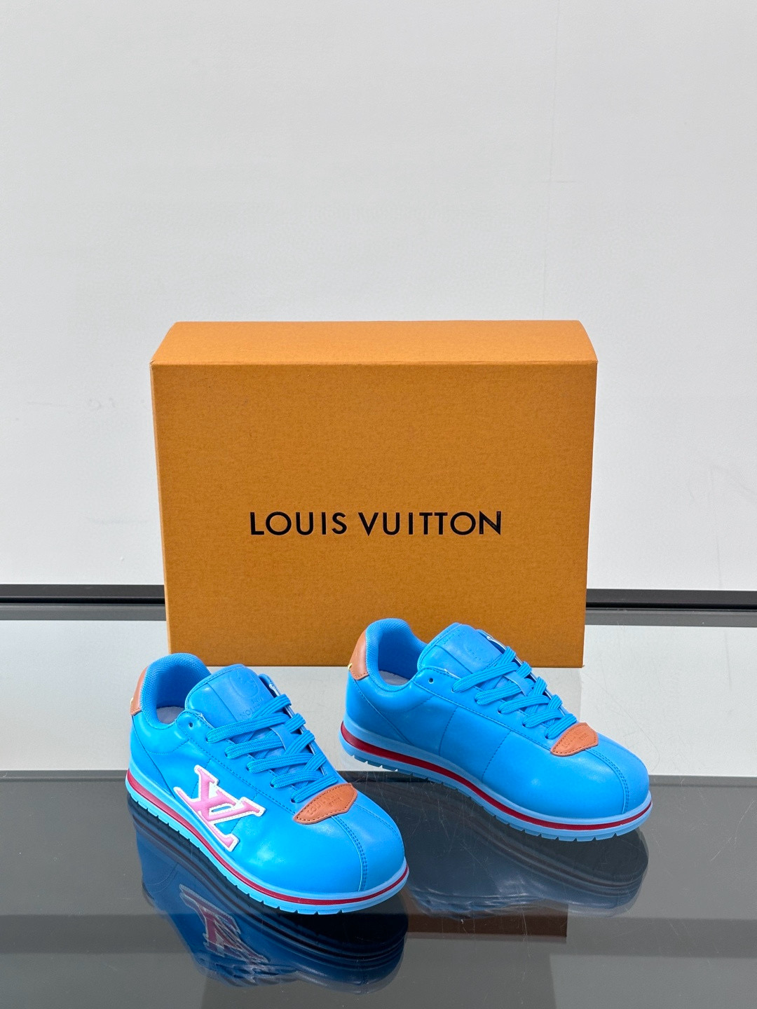 루이비통 Louis Vuitton Buttersoft 스니커즈