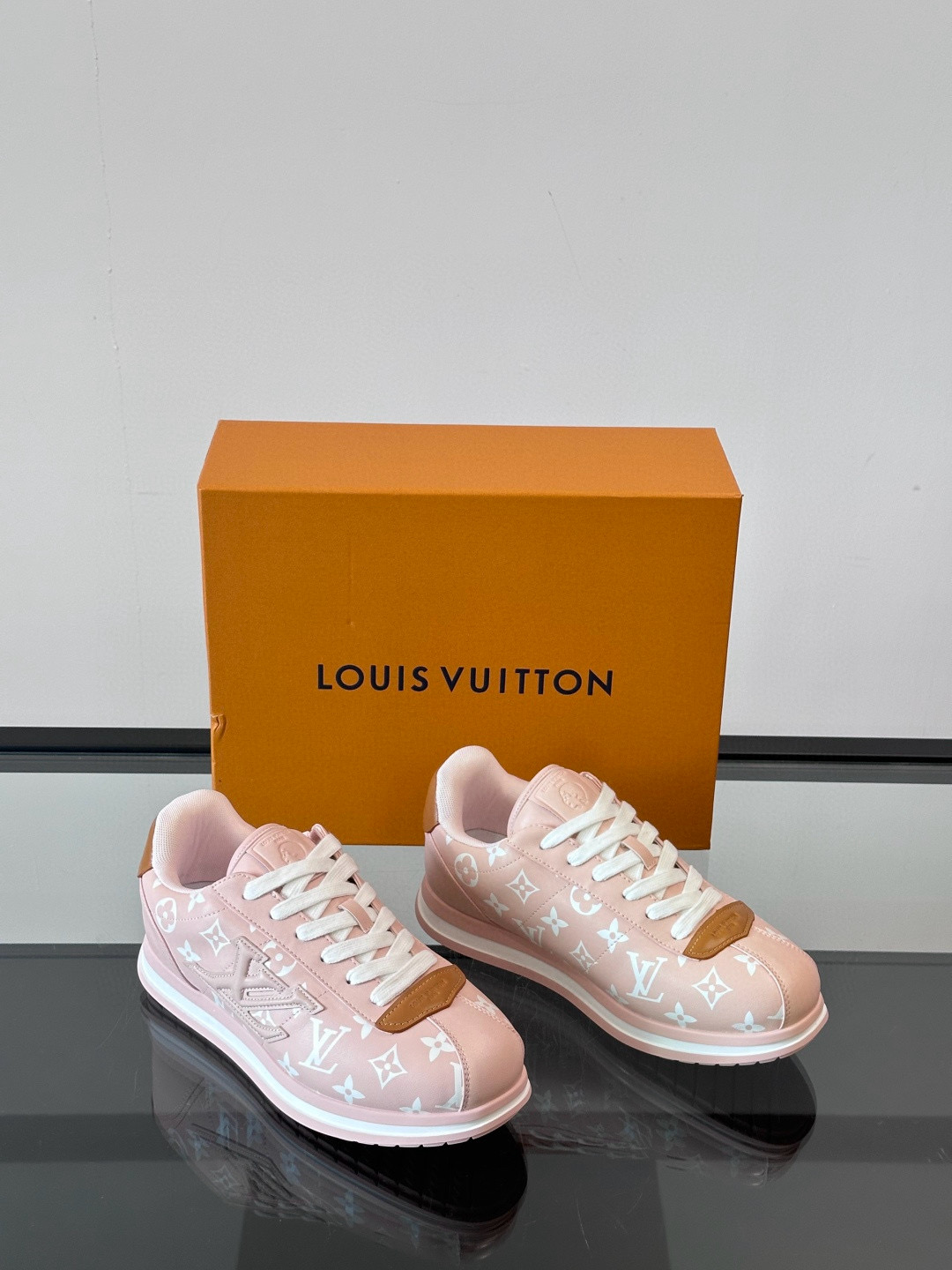 루이비통 Louis Vuitton Buttersoft 스니커즈