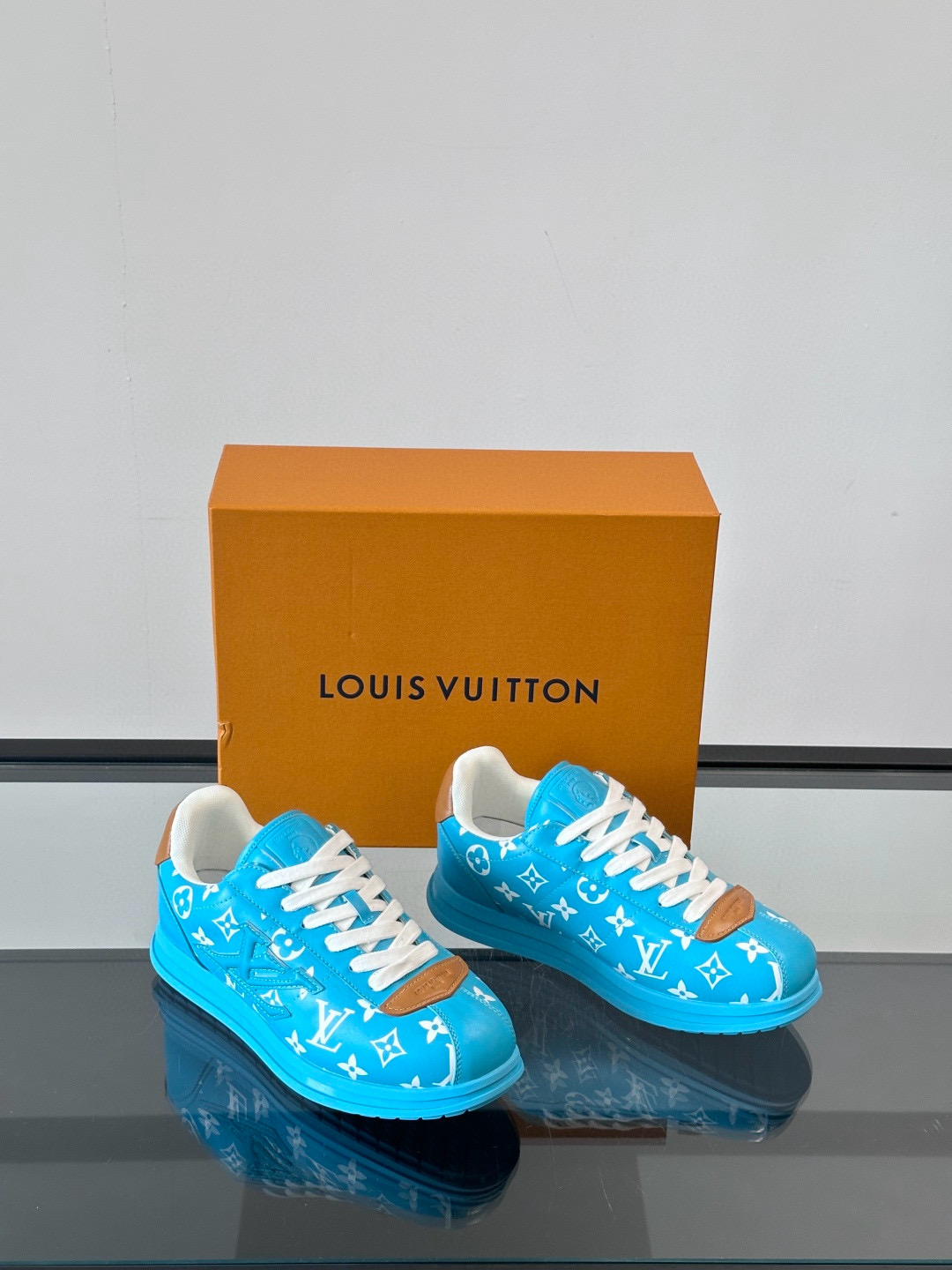 루이비통 Louis Vuitton Buttersoft 스니커즈