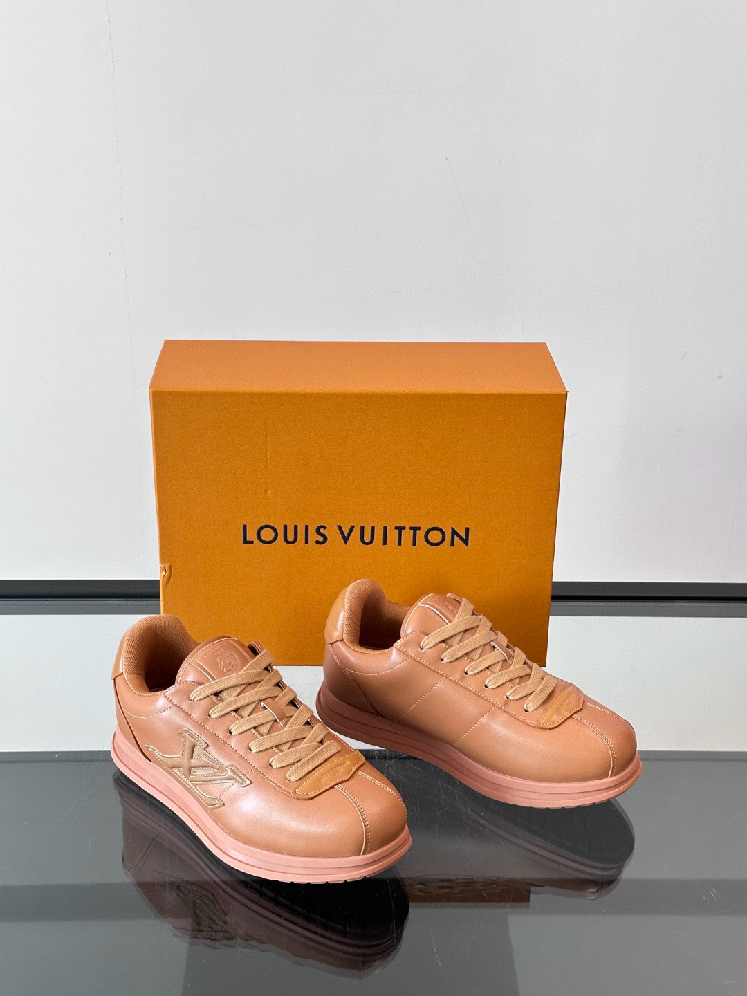 루이비통 Louis Vuitton Buttersoft 스니커즈