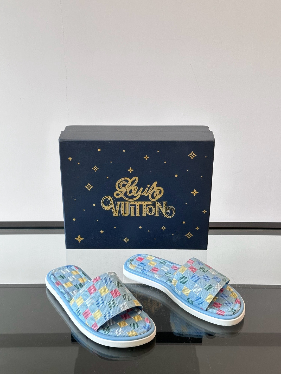 루이비통 Louis Vuitton New arrival 슬리퍼