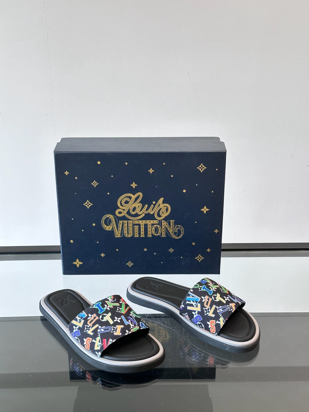 루이비통 Louis Vuitton New arrival 슬리퍼