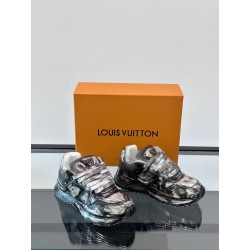 루이비통 Louis Vuitton Run Away Maxi 스니커즈