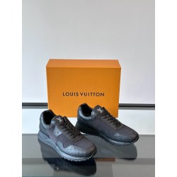 루이비통 Louis Vuitton Run Away 스니커즈 Black