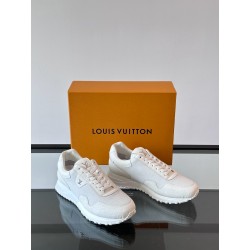 루이비통 Louis Vuitton Run Away 스니커즈 White