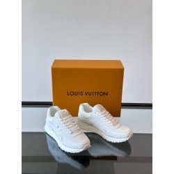 루이비통 Louis Vuitton Run Away 스니커즈 White
