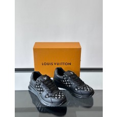 루이비통 Louis Vuitton Run Away 스니커즈