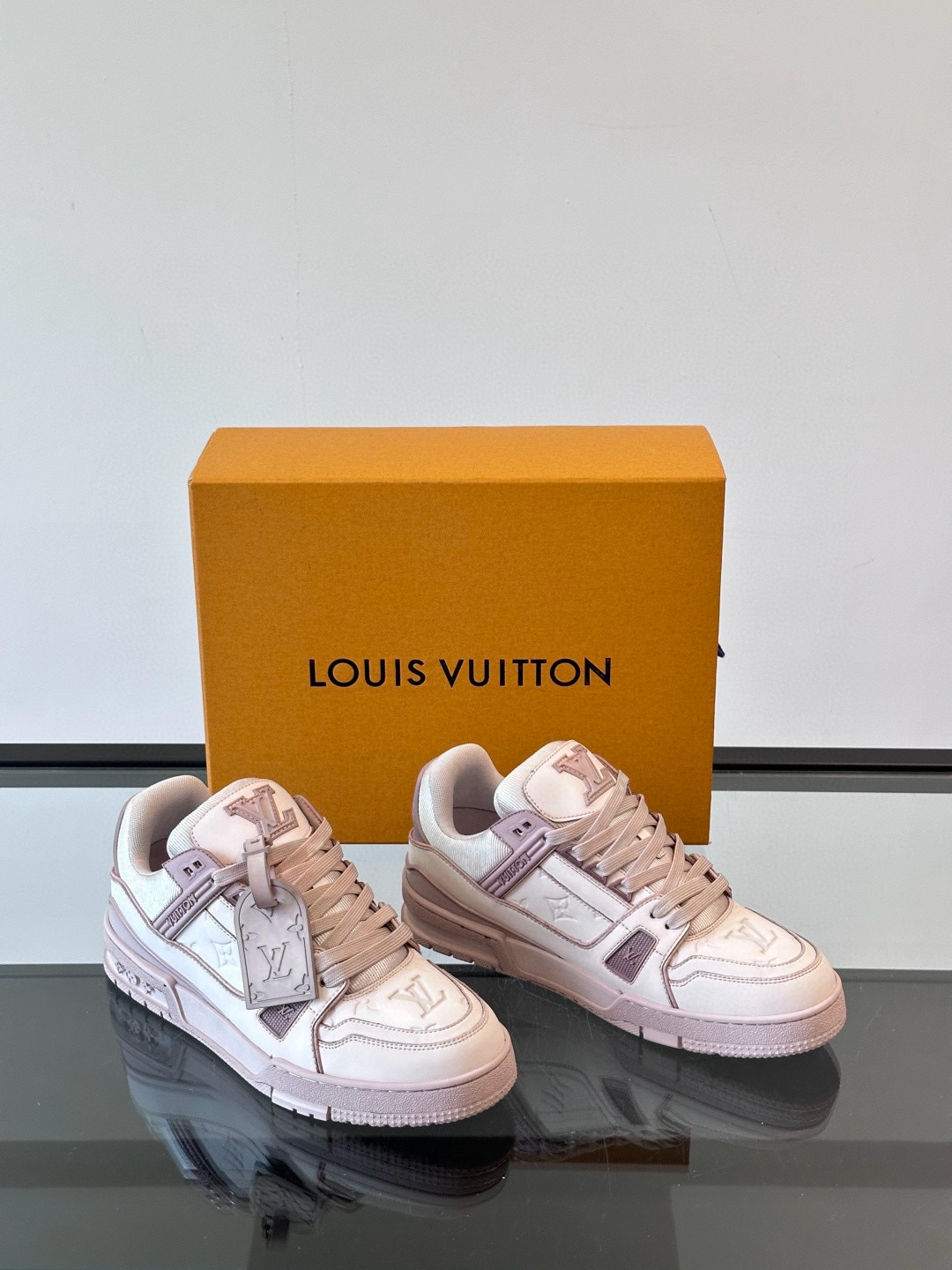 루이비통 Louis Vuitton Trainer 스니커즈