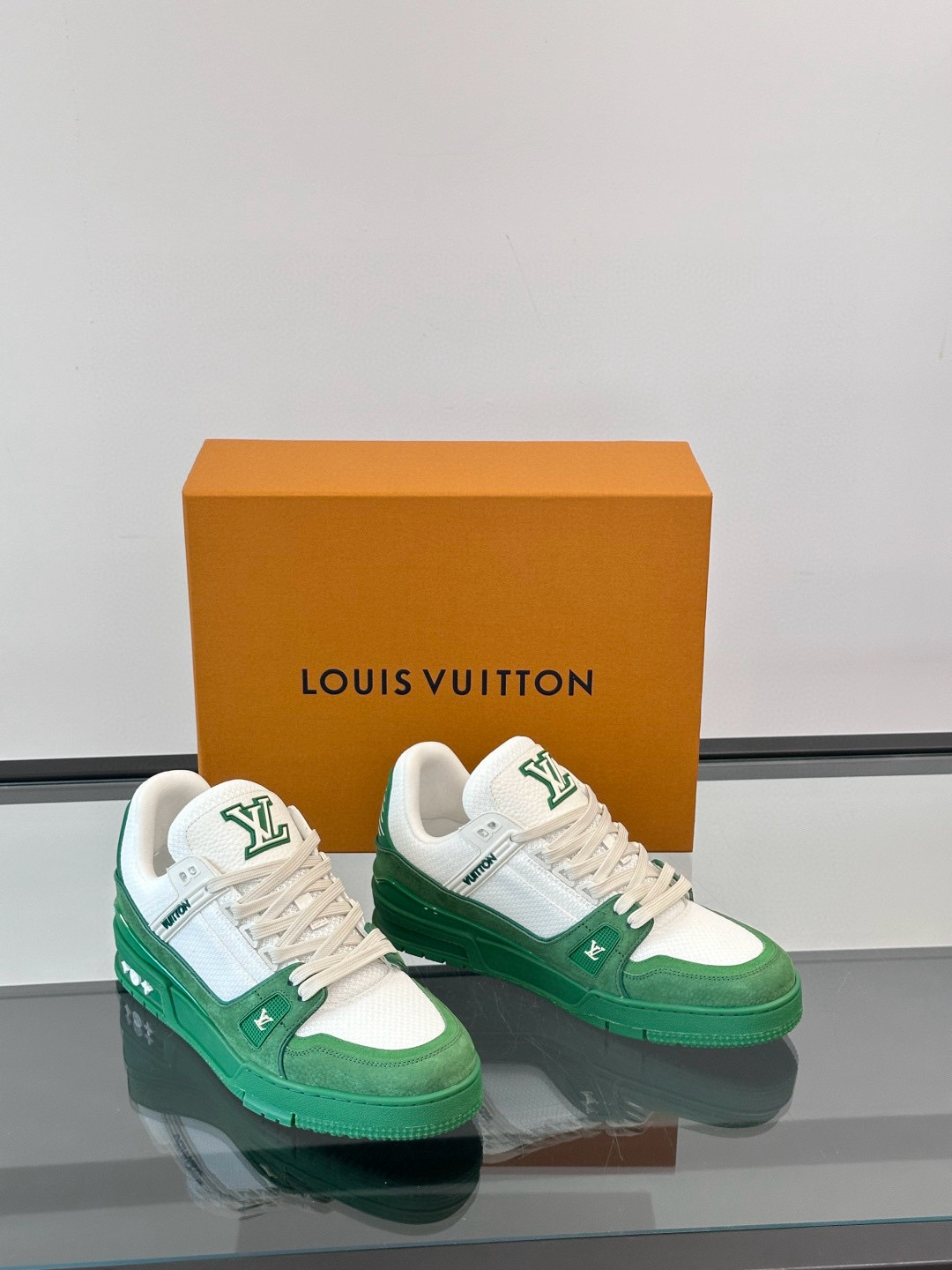 루이비통 Louis Vuitton Trainer 스니커즈