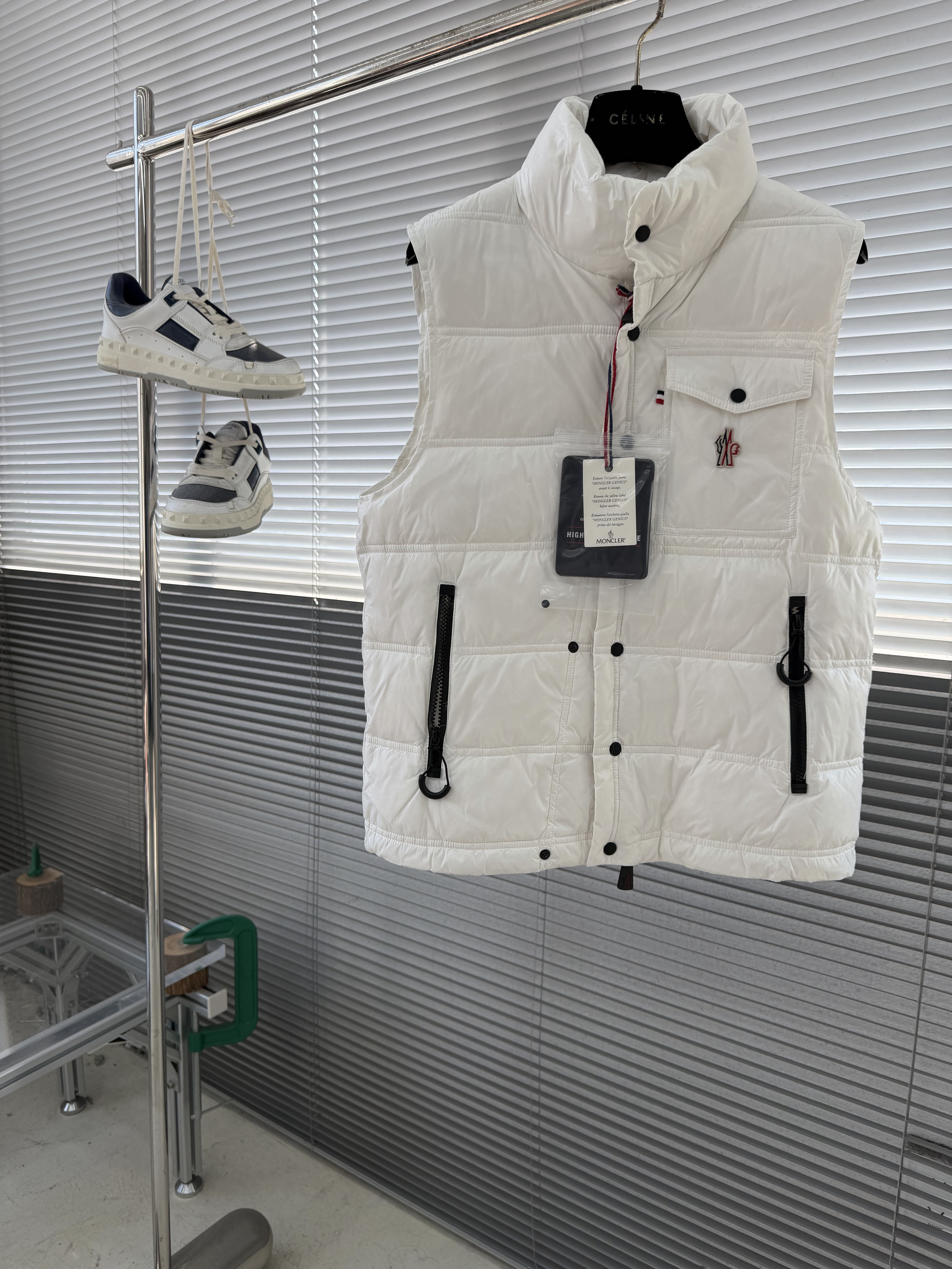 몽클레어 Moncler Valmasque 다운 베스트 조끼。