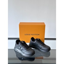 루이비통 Louis Vuitton 스니커즈 Black