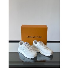 루이비통 Louis Vuitton 스니커즈 White
