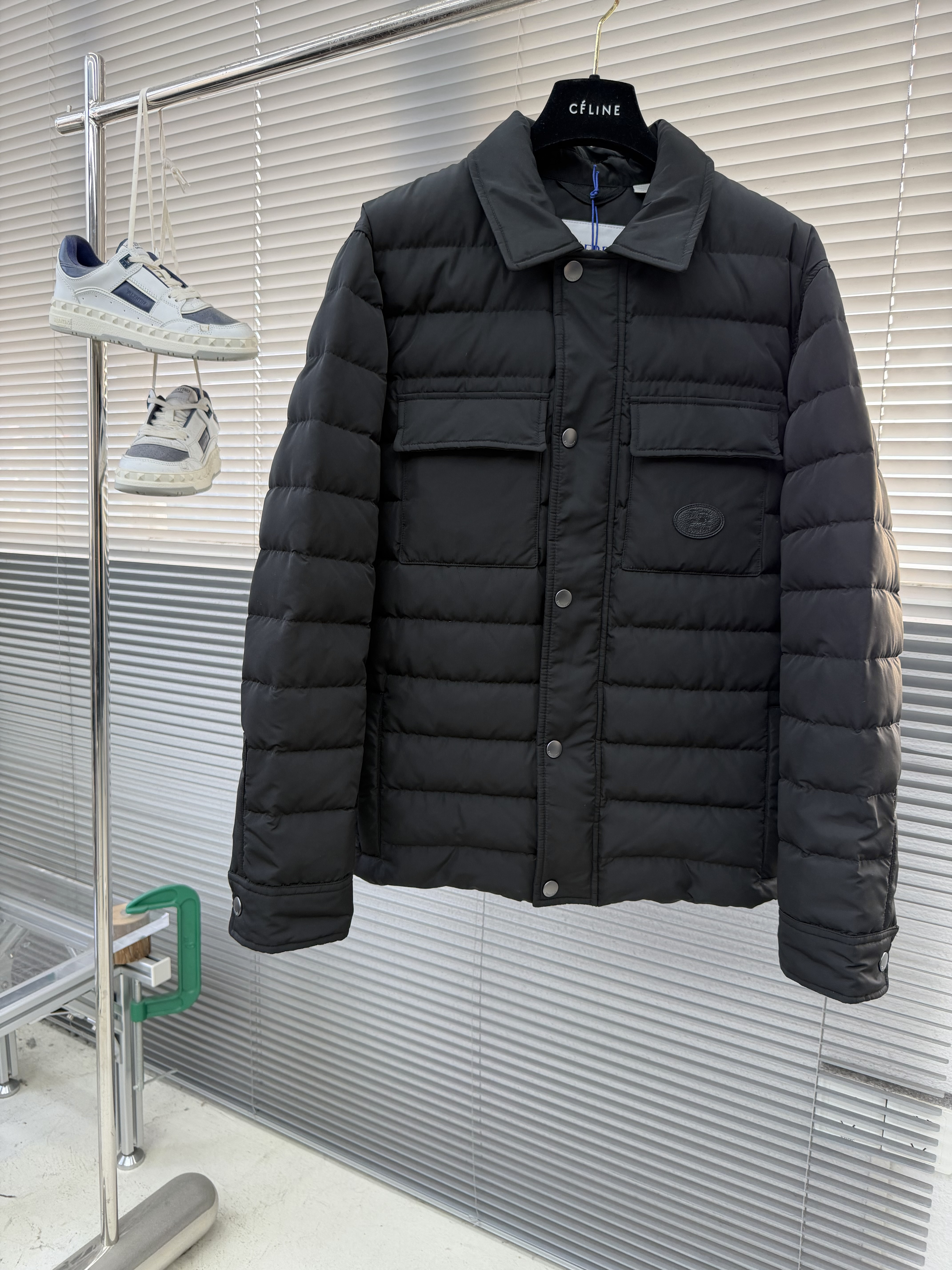 버버리 Burberry 다운재킷.