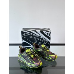 오프화이트 (Off-White) 스니커즈