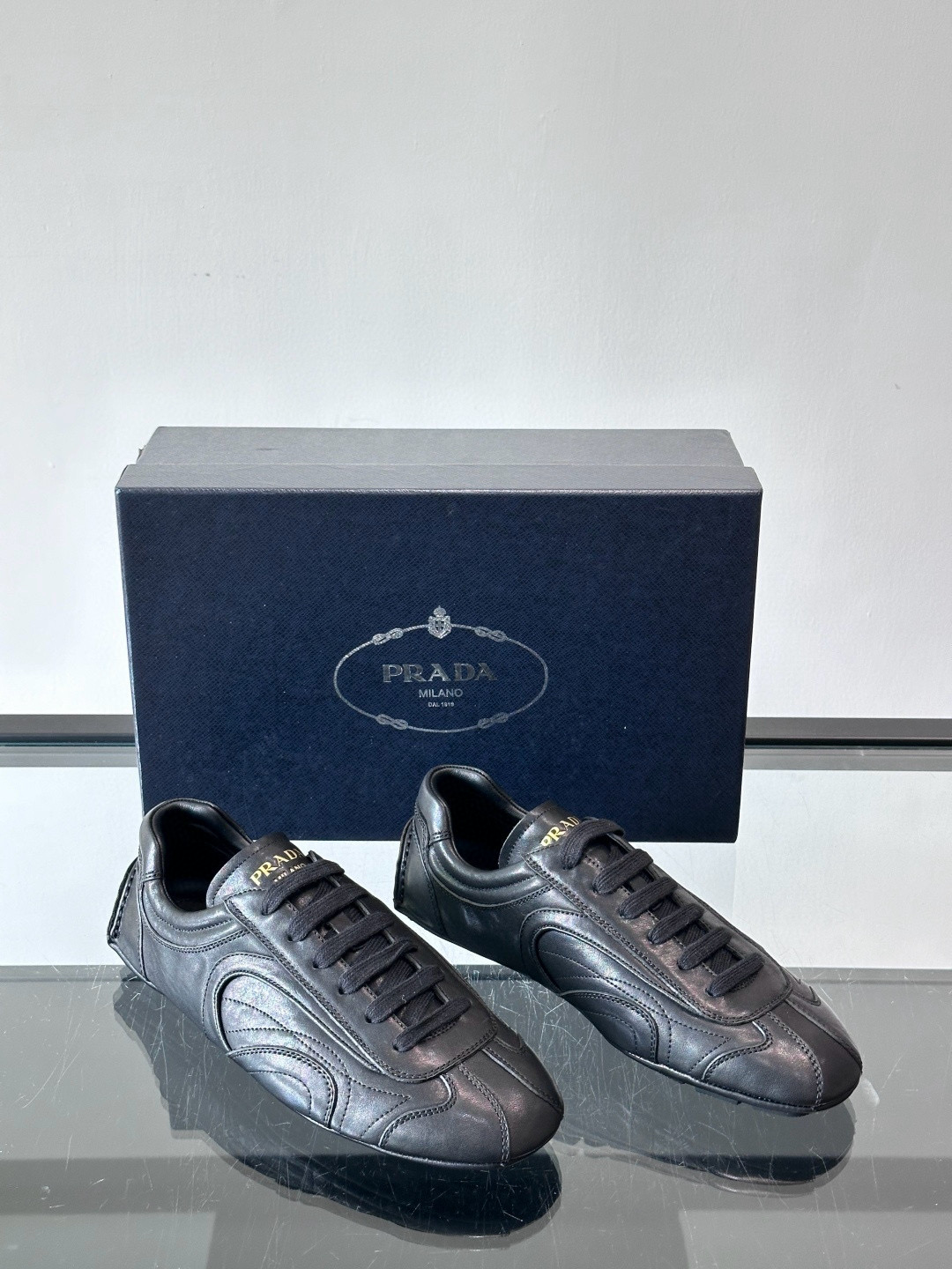 프라다 Prada Montecarlo 스니커즈